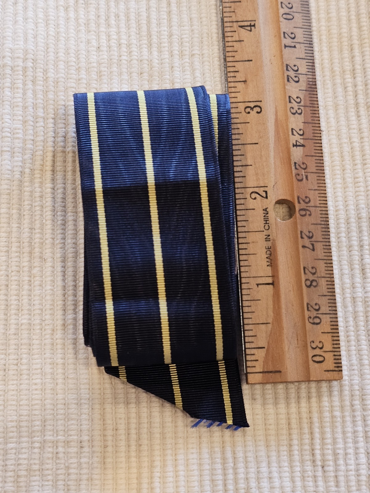 Obselete 1940s WWII Navy Distinguished Marksman Medal Ribbon Roll L@@K Obselete 1940s WWII Navy Distinguished Marksman Medal Ribbon Roll L@@K