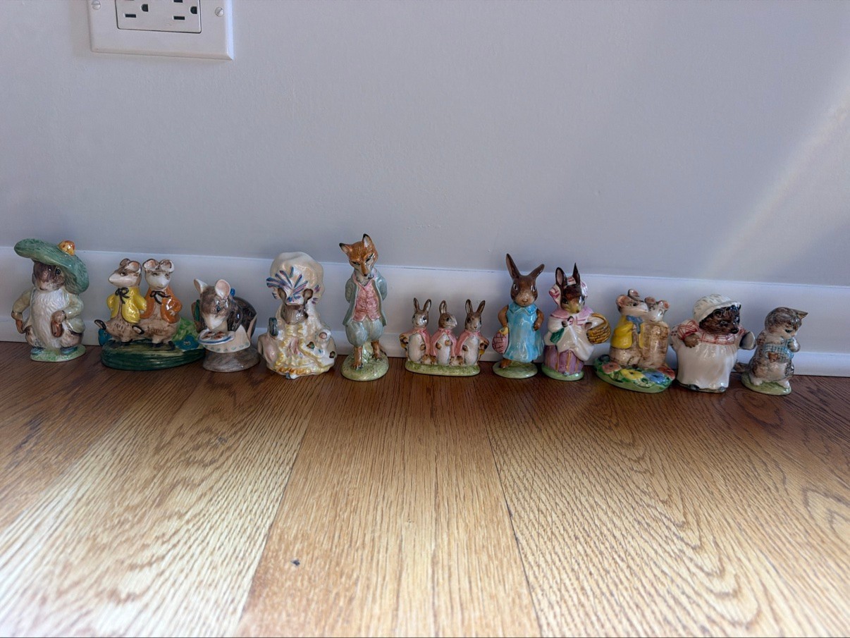 Lot of 11 Beatrix Potter Beswick Figurines - Bunny Fox Mice - England Lot of 11 Beatrix Potter Beswick Figurines - Bunny Fox Mice - England