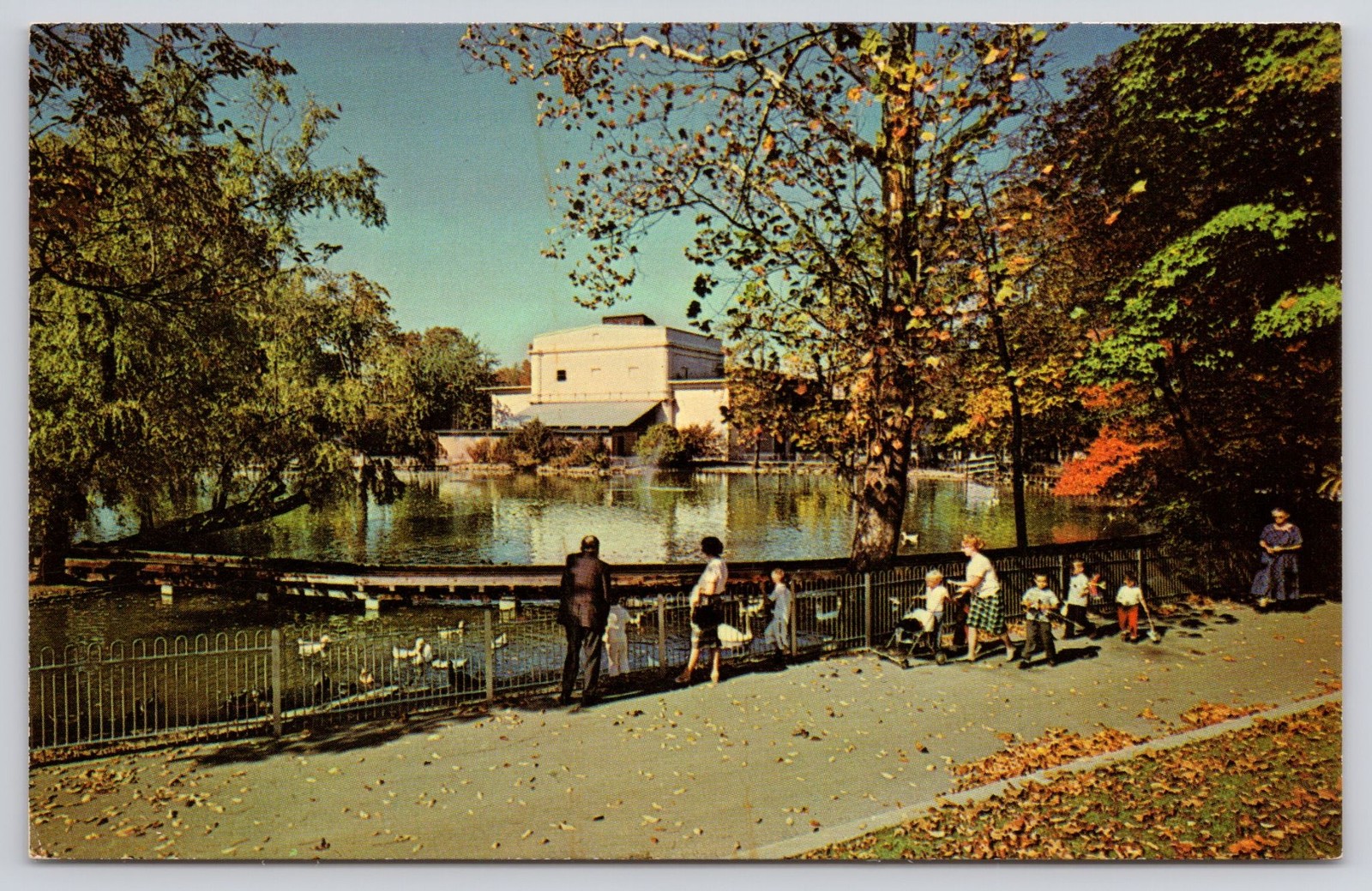 Plastichrome Postcard Cincinnati Zoological Gardens Opera Pavilion P53525 OH Plastichrome Postcard Cincinnati Zoological Gardens Opera Pavilion P53525 OH