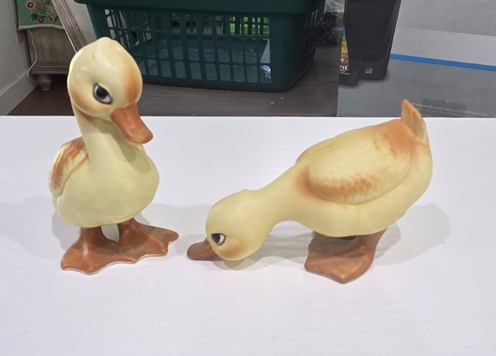 Pair of Lefton Napco Vintage 4 inch Yellow Ducks Ducklings Cottage Core H6981