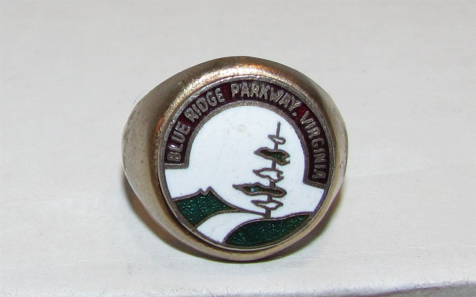Vintage Blue Ridge Parkway Virginia Souvenir Enameled Ring 
