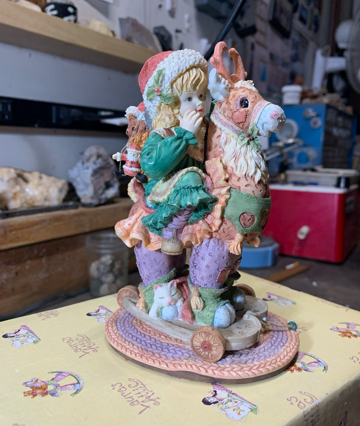 Vintage 1994 Enesco Laura\'s Attic Figurine Reindeer Karen Hahn 340014 With Box Vintage 1994 Enesco Laura\'s Attic Figurine Reindeer Karen Hahn 340014 With Box