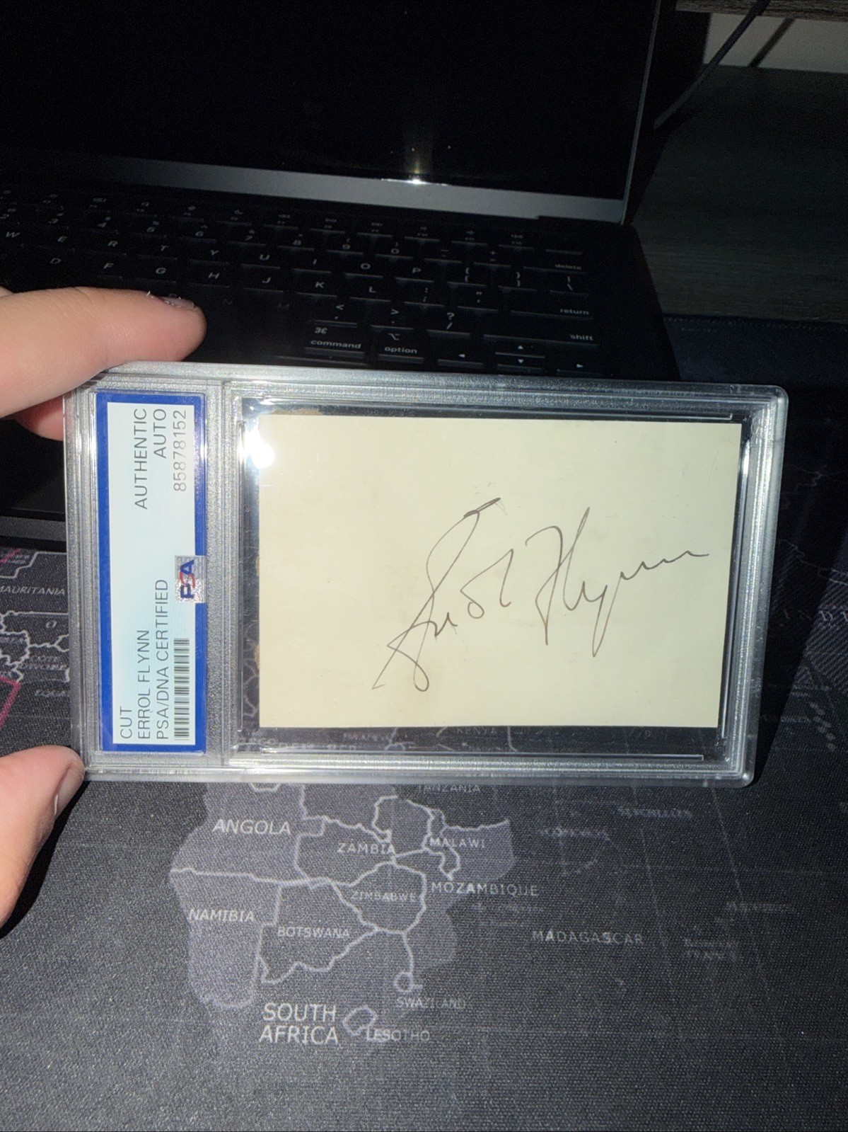 Errol Flynn signed autograph cut Actor Robin Hood PSA/DNA Bold Clear Auto Rare