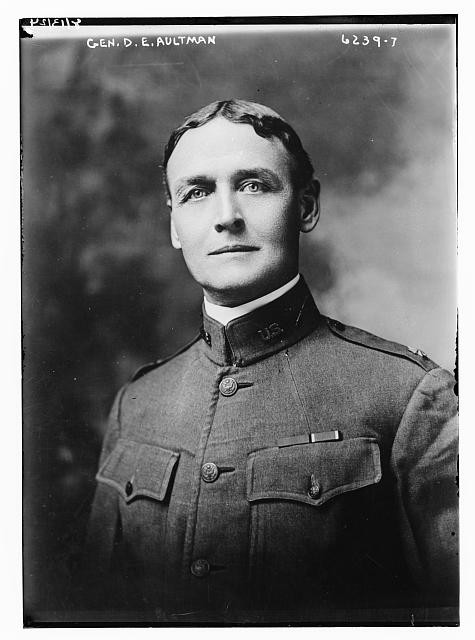Photo:Gen. D.E. Aultman