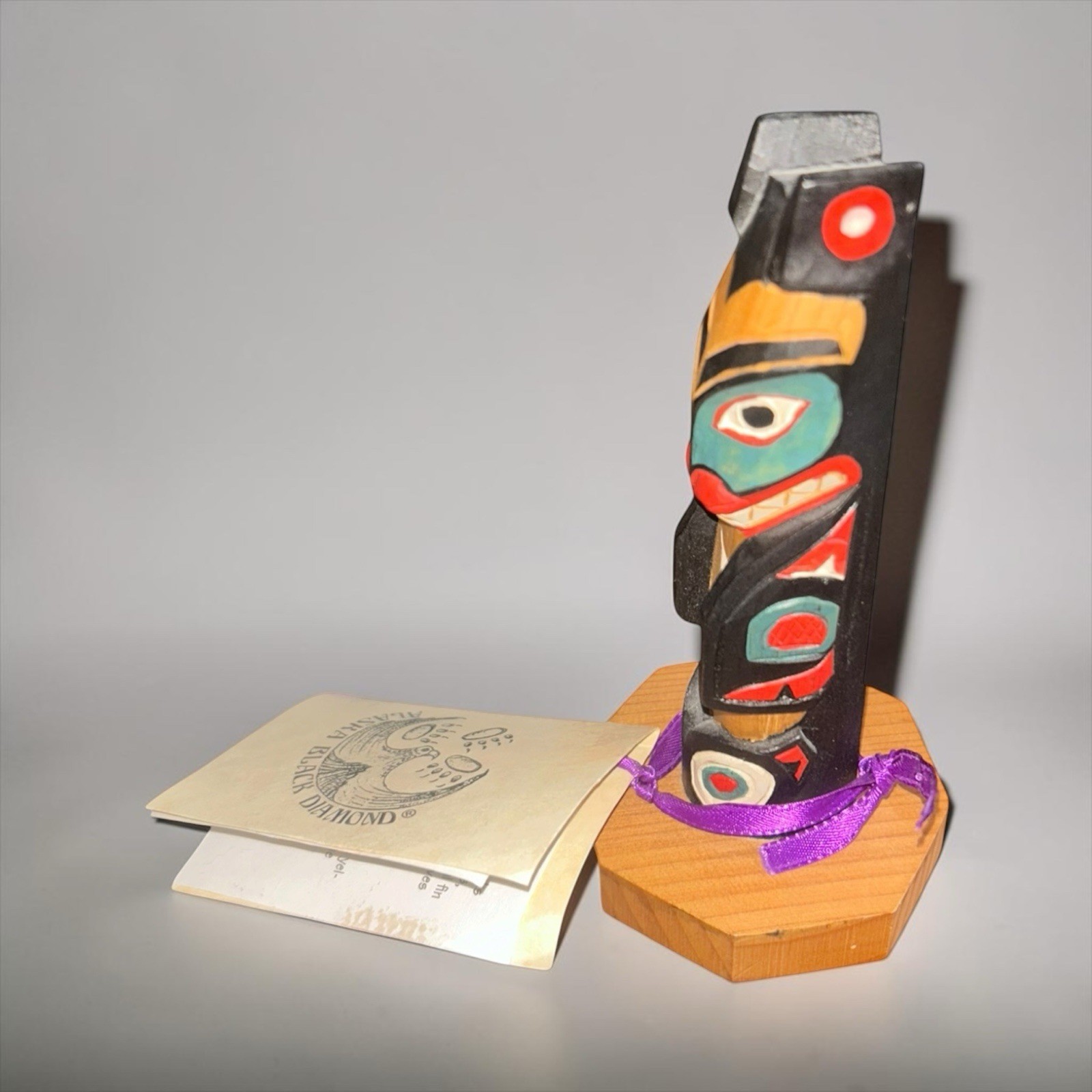 Alaska Black Diamond Hand Carved Killer Whale Totem Pole Yellow Cedar w/ Story Alaska Black Diamond Hand Carved Killer Whale Totem Pole Yellow Cedar w/ Story