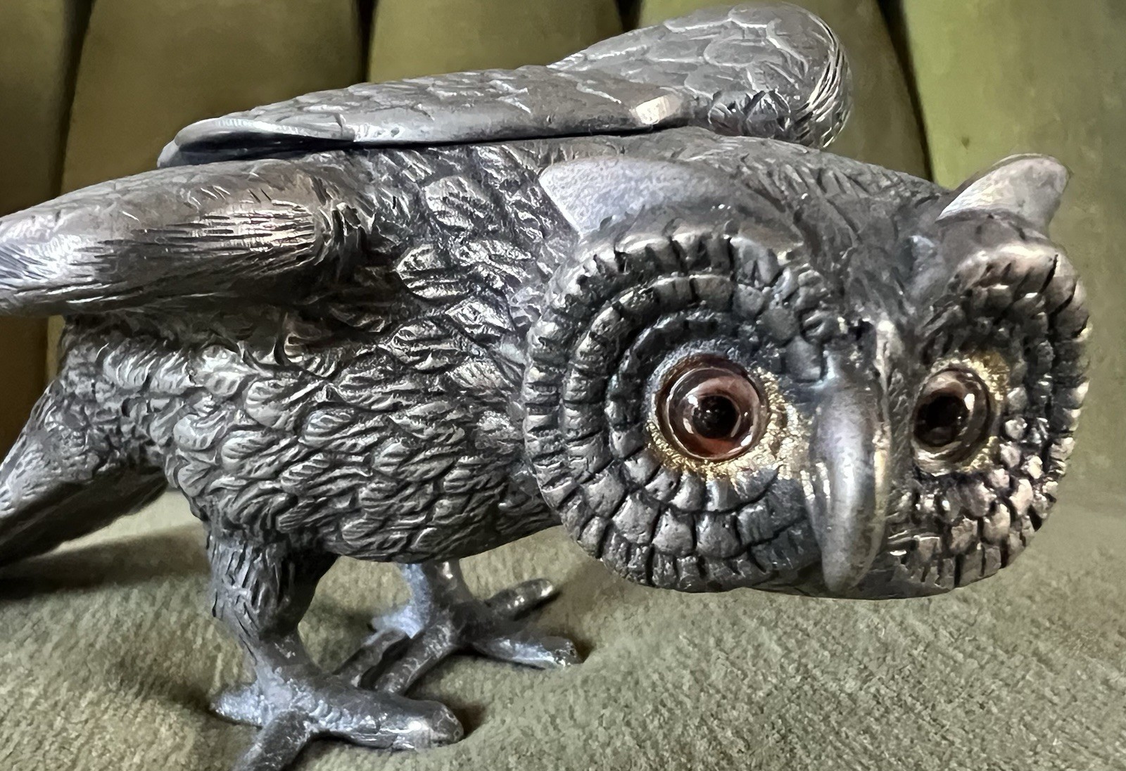 ADORABLE ANTIQUE SILVER TONE OWL GLASS EYES TRINKET/INK HOLDER 18 OZ INTRICATE