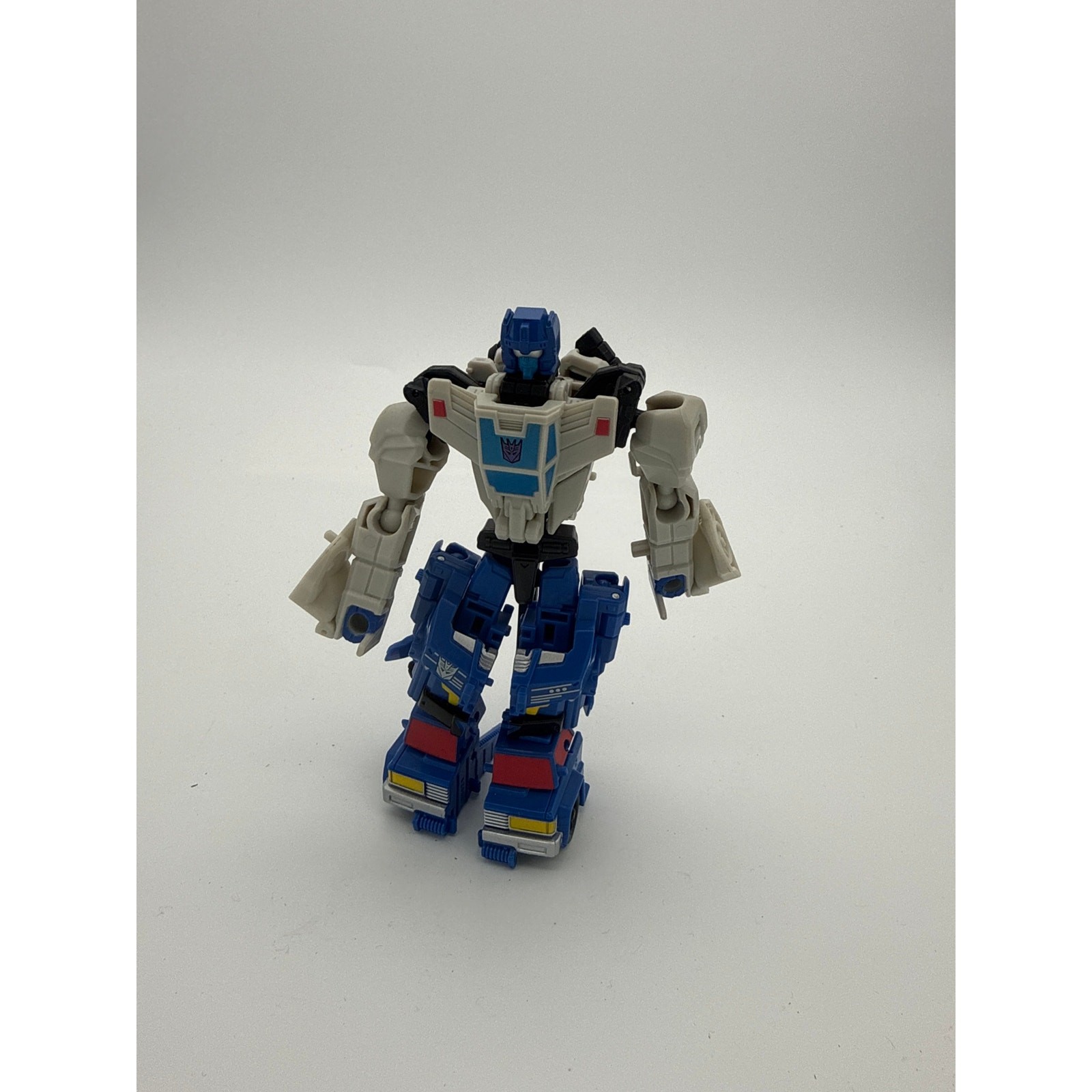 Transformers Generations Power Of The Primes (Battleslash x RoadTrap Combo)