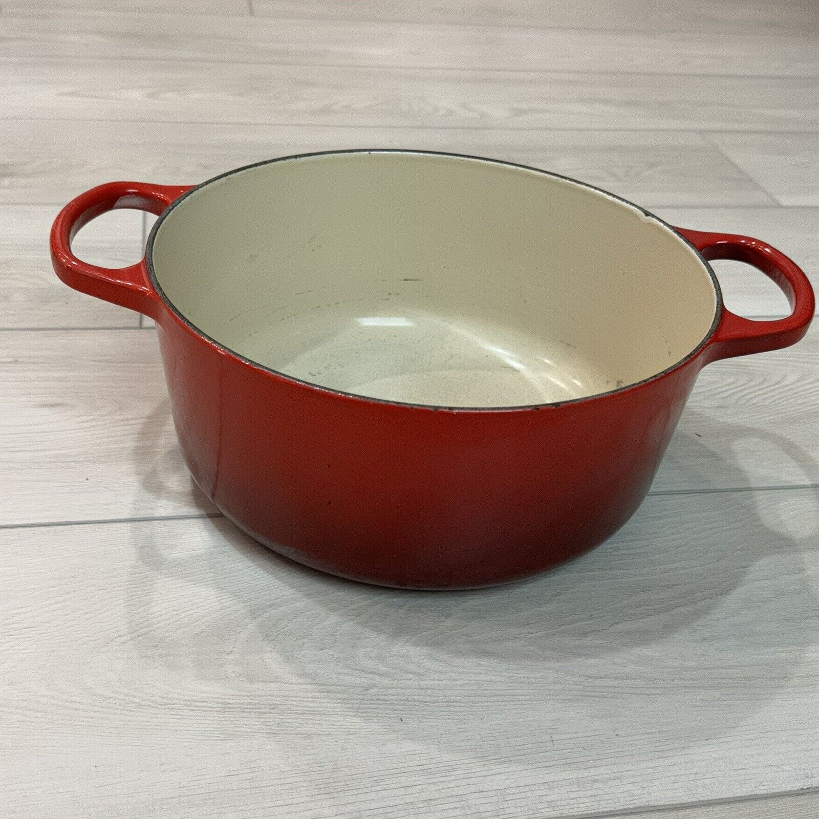 Le Creuset 5.5 Qt Flame Red Enamel Cast Iron Dutch Oven Made In France 26 NO LID