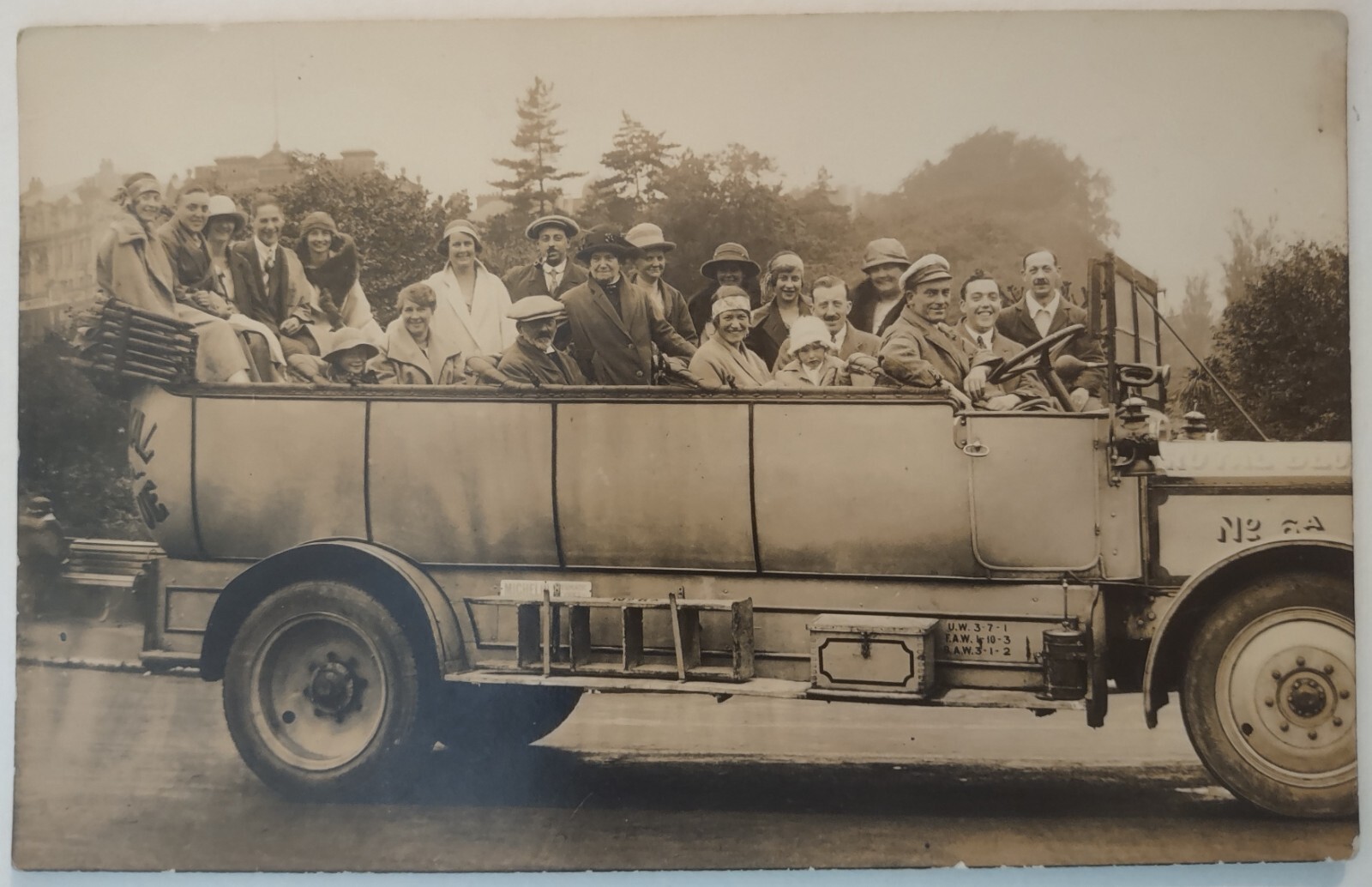 Vintage Postcard RPPC Tourists Antique Truck AA68