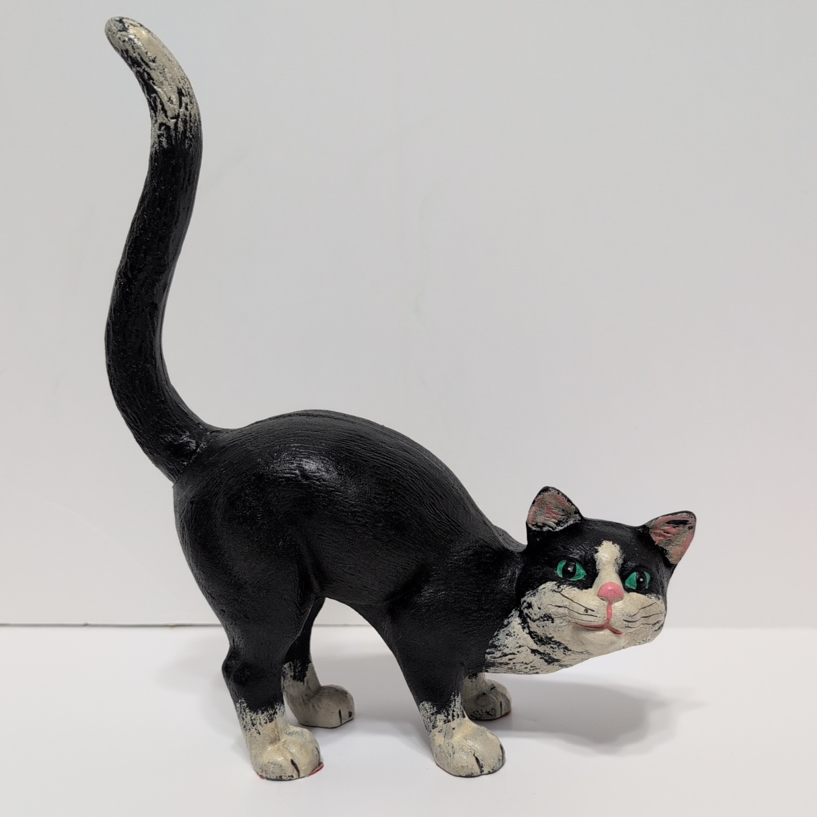 VTG Cast Iron Doorstop 11.25” H Rare Tuxedo Cat Hubley Style Arched Back 8.3 lbs