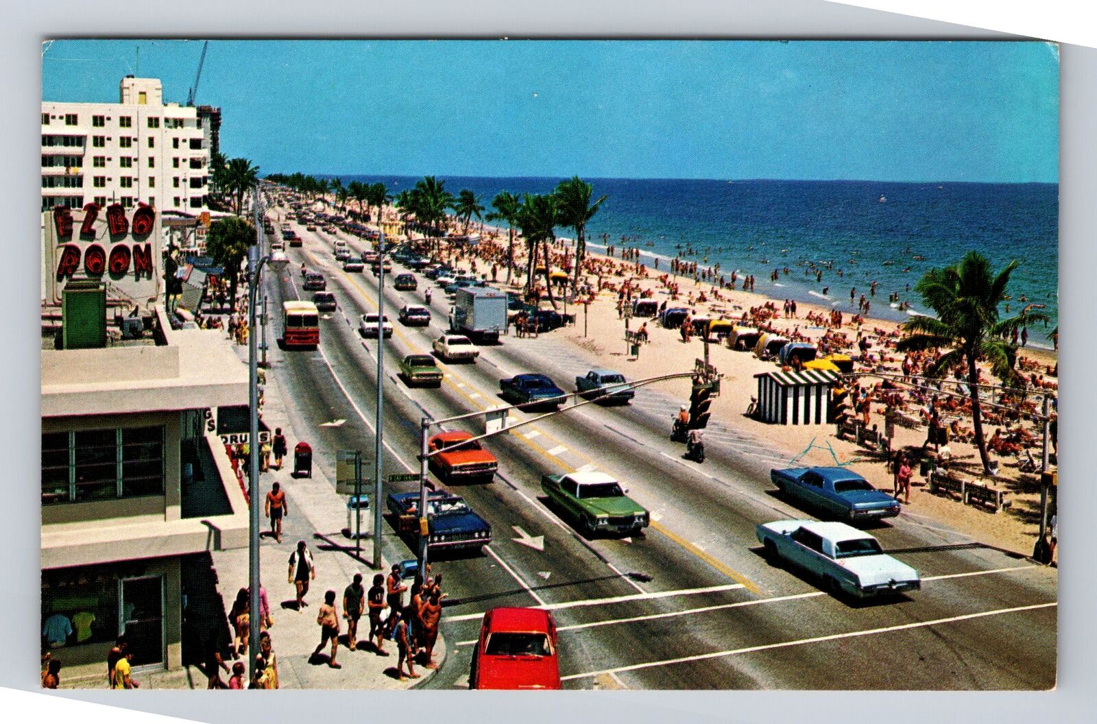 Ft Lauderdale FL-Florida, Bird\'s Eye Beach & Busy A1A, Vintage Souvenir Postcard