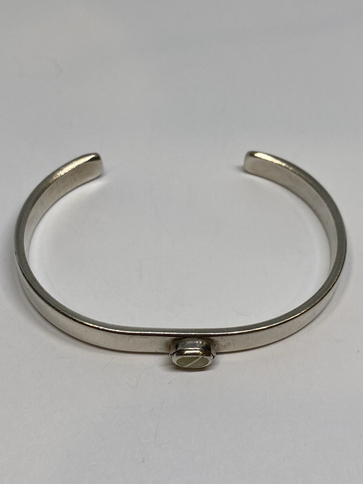 NAVAJO PAUL LIVINGSTON 18g 925 STERLING SILVER BANGLE CUFF BRACELET NATIVE
