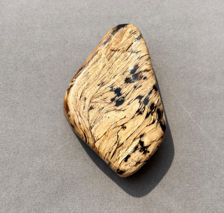 Natural Sumatra Zebra Amber Raw Stone 91g — Unique Pattern Genuine Amber from In Natural Sumatra Zebra Amber Raw Stone 91g — Unique Pattern Genuine Amber from In