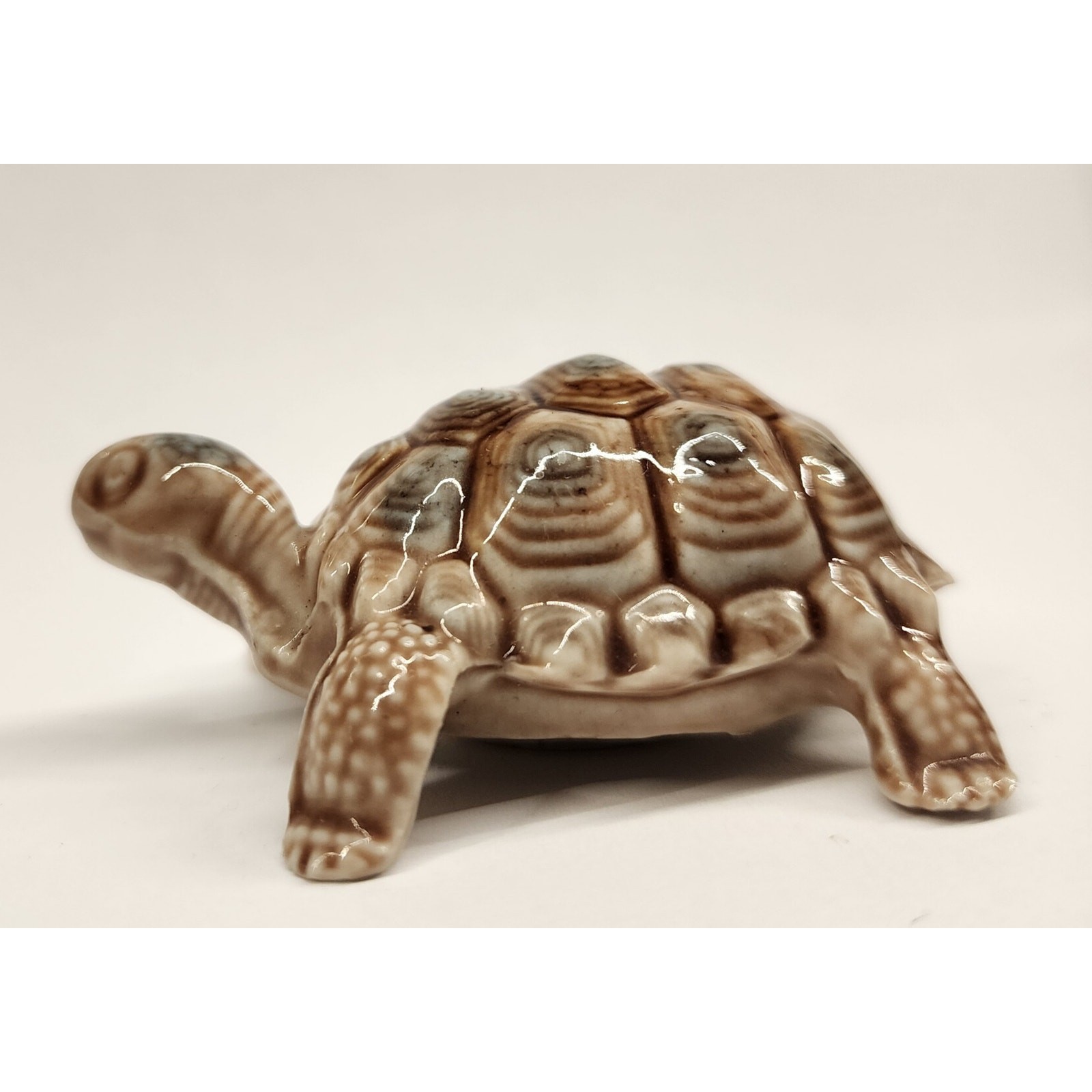 Wade England Porcelain Turtle Figurine Brown Glaze – Chip on Foot