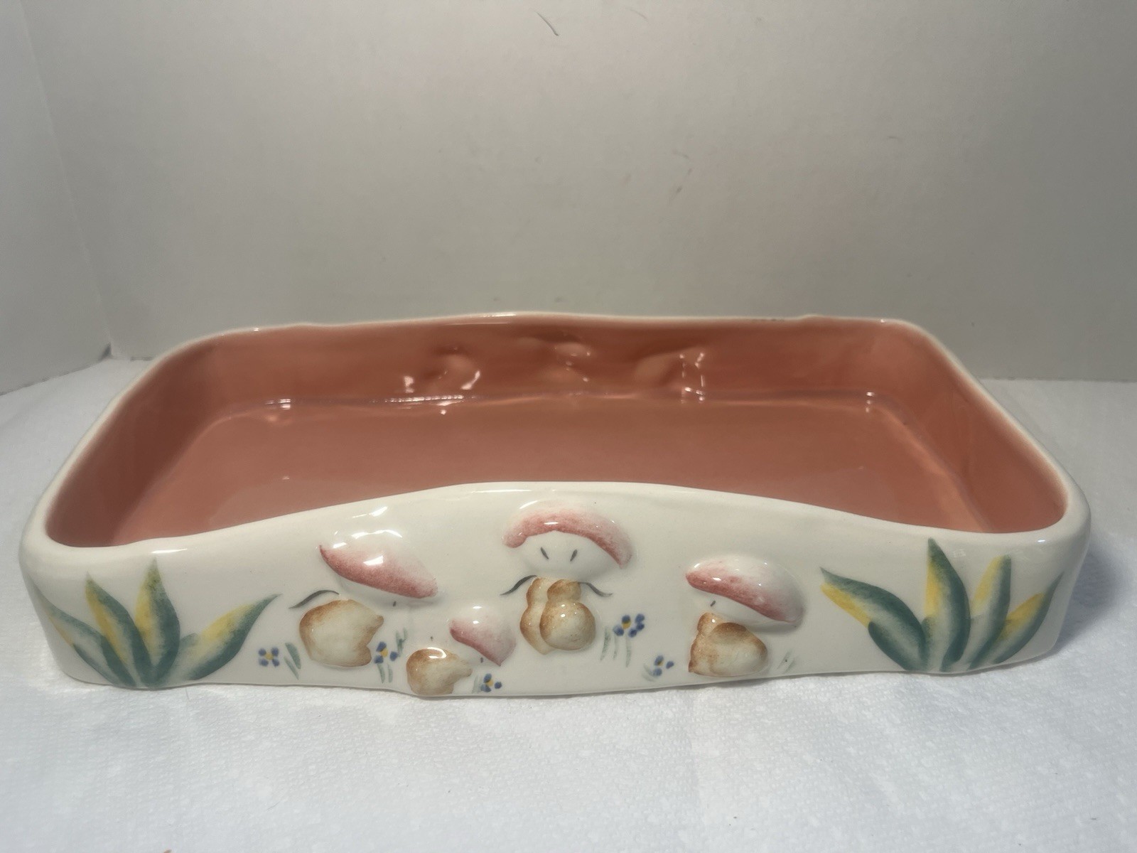 Vernon Kilns WALT DISNEY FANTASIA painted Mushroom  Bowl MADE IN CALIFORNIA.4677