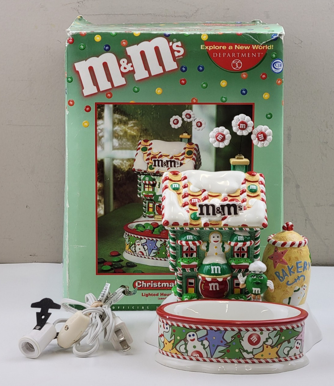 Dept. 56 #59318 M&M\'s Christmas Bakery Village Lighted House & Candy Dish