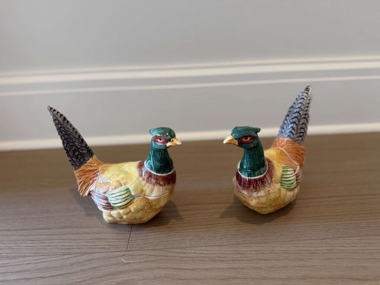 Pair Of Vintage Pheasant Figurines – Hand Painted – Made in Italy / Vietri