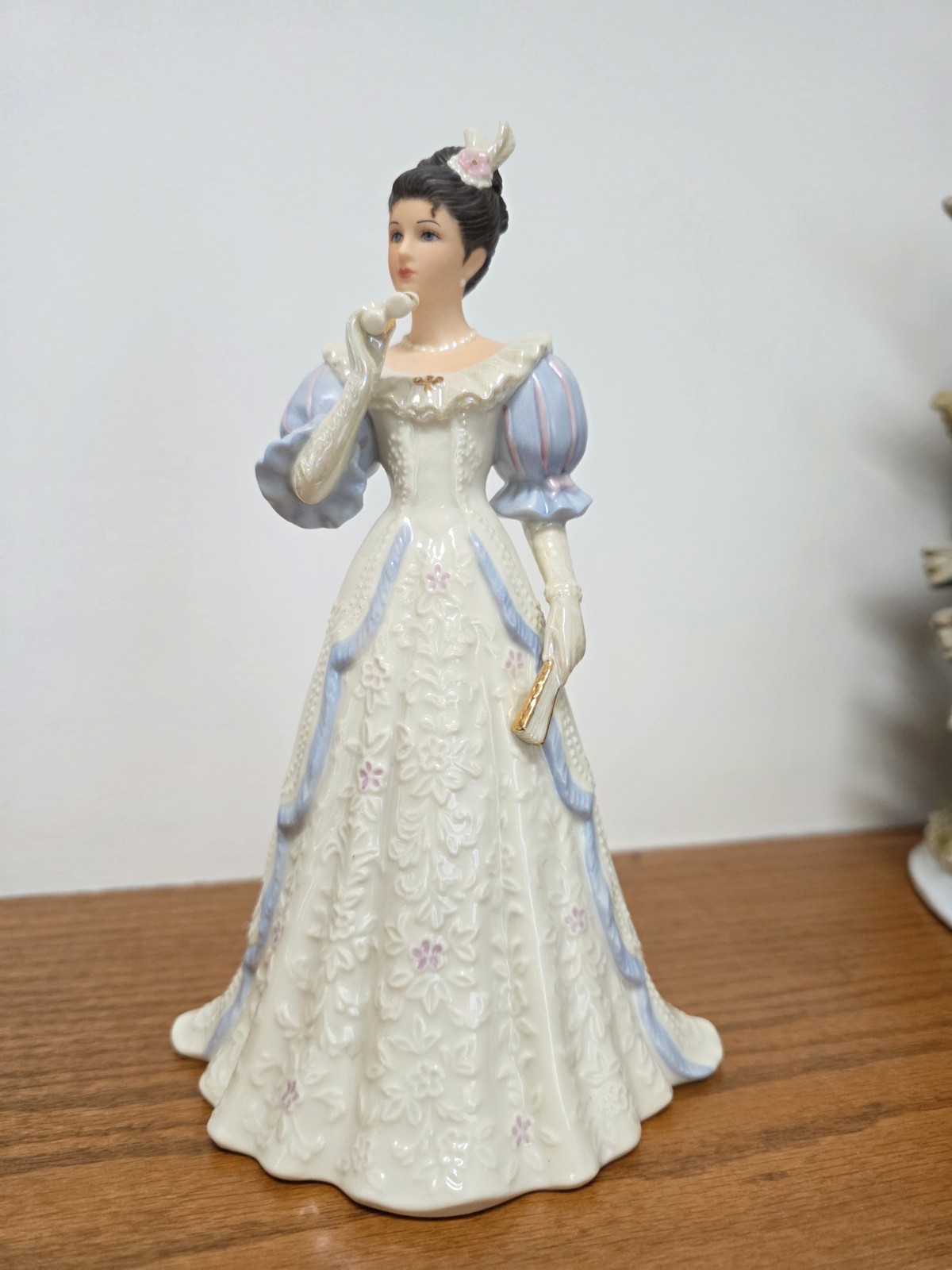 Lenox EVENING AT THE OPERA Porcelain Hand Painted Figurine Gala Fashions Coll 