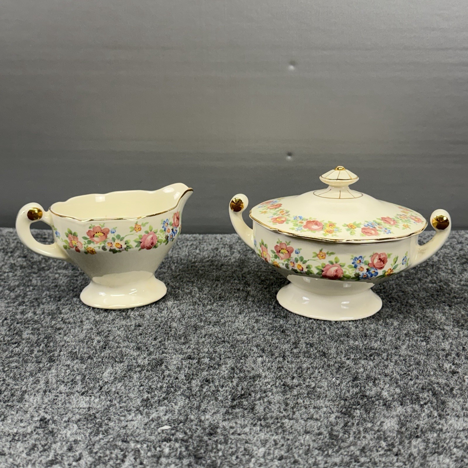 Stetson China Sugar Bowl Lid & Creamer Set  Roses Daisies Blue Flowers Scalloped