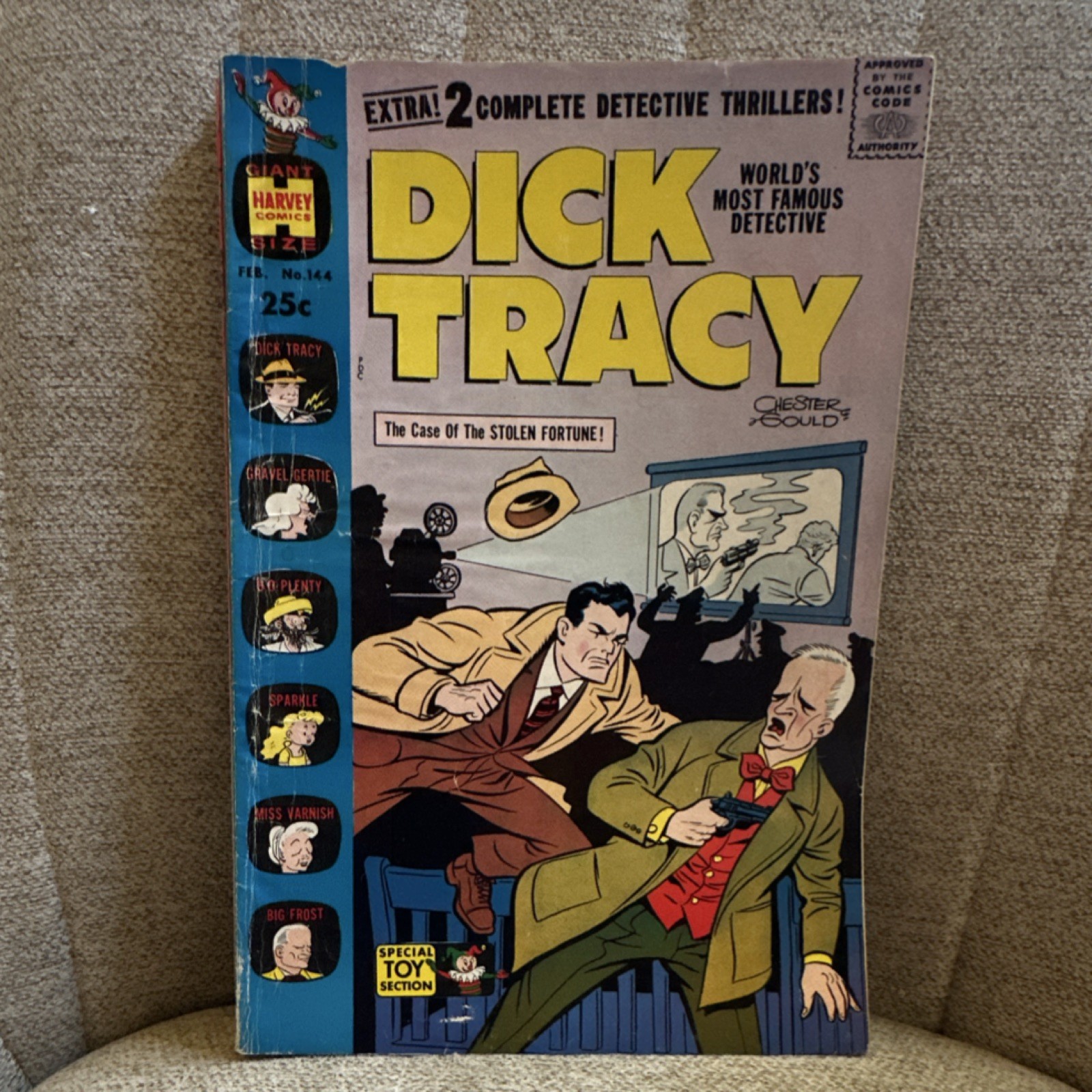 Harvey Comics Dick Tracy #144 The Case Of The Stolen Fortune 25c Chester Gould