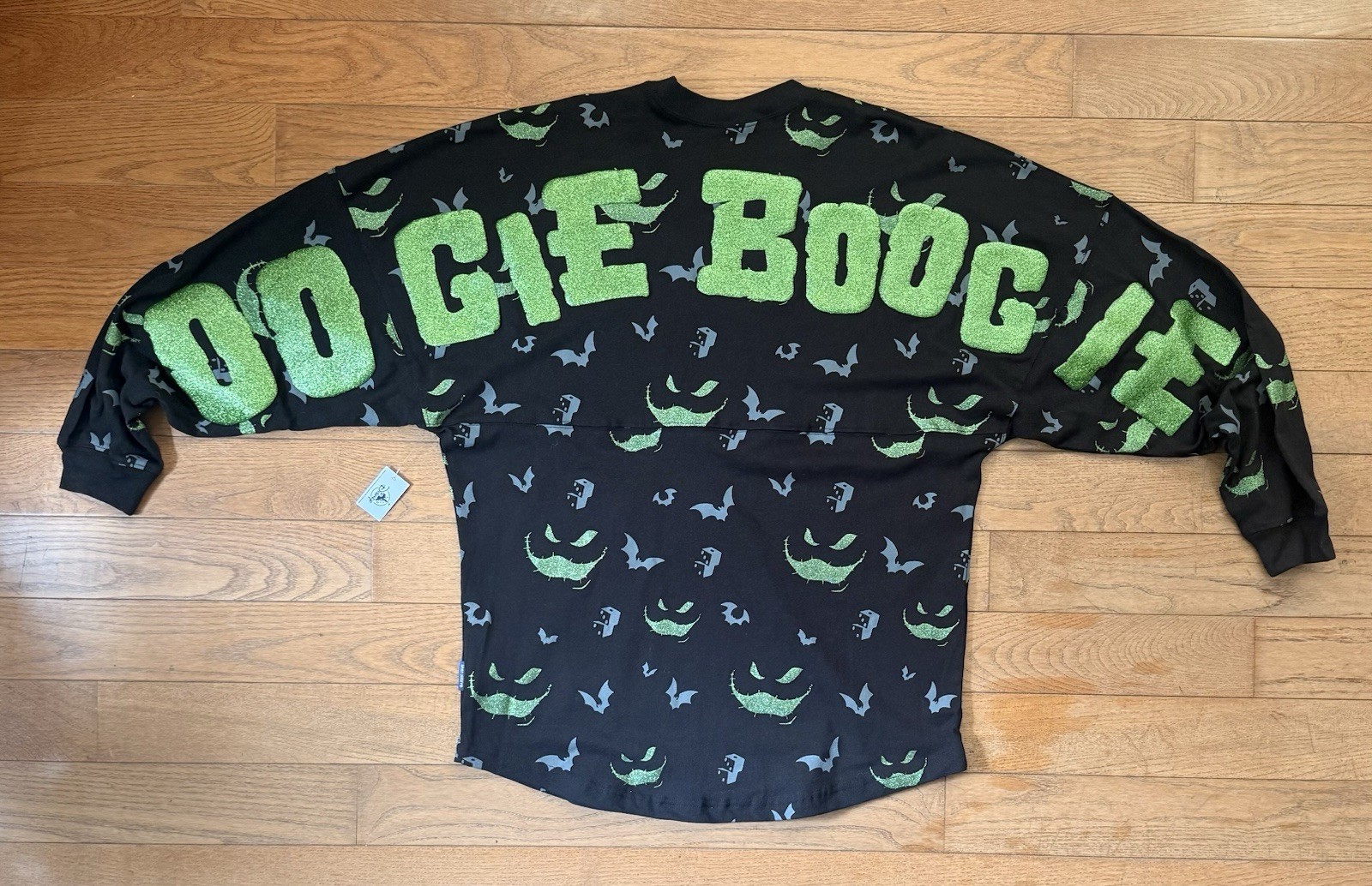 Disney Oogie Boogie Spirit Jersey Halloween Black Green Glitter NWT Small