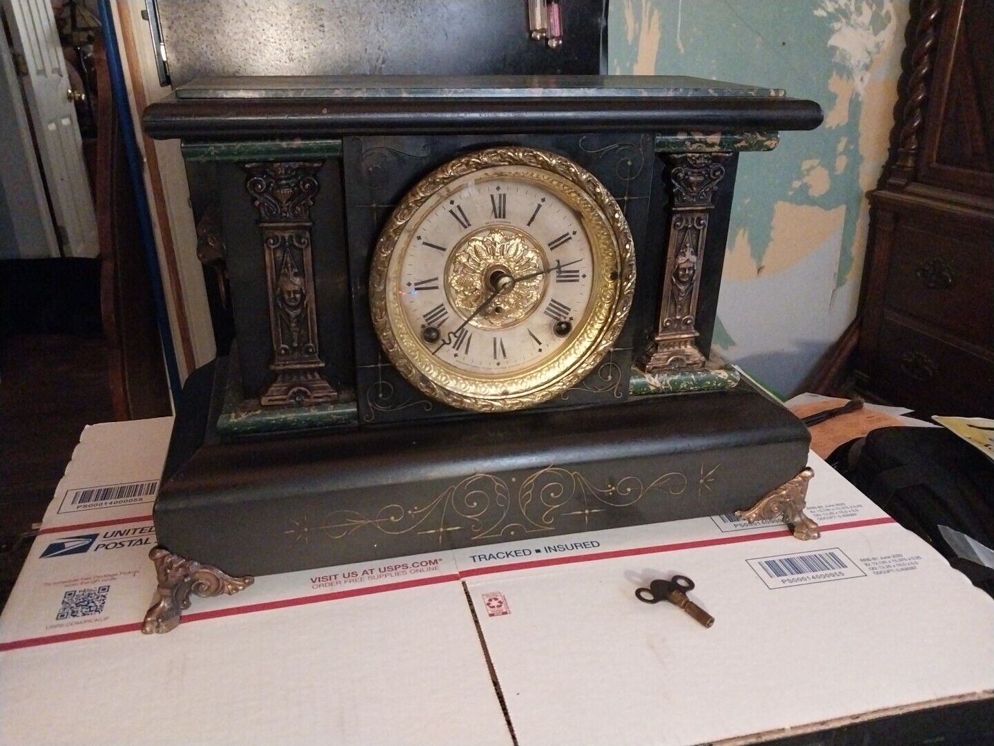 Antique Late 19th Century Seth Thomas Black Mantle Clock 8 Day T&S Working & Key