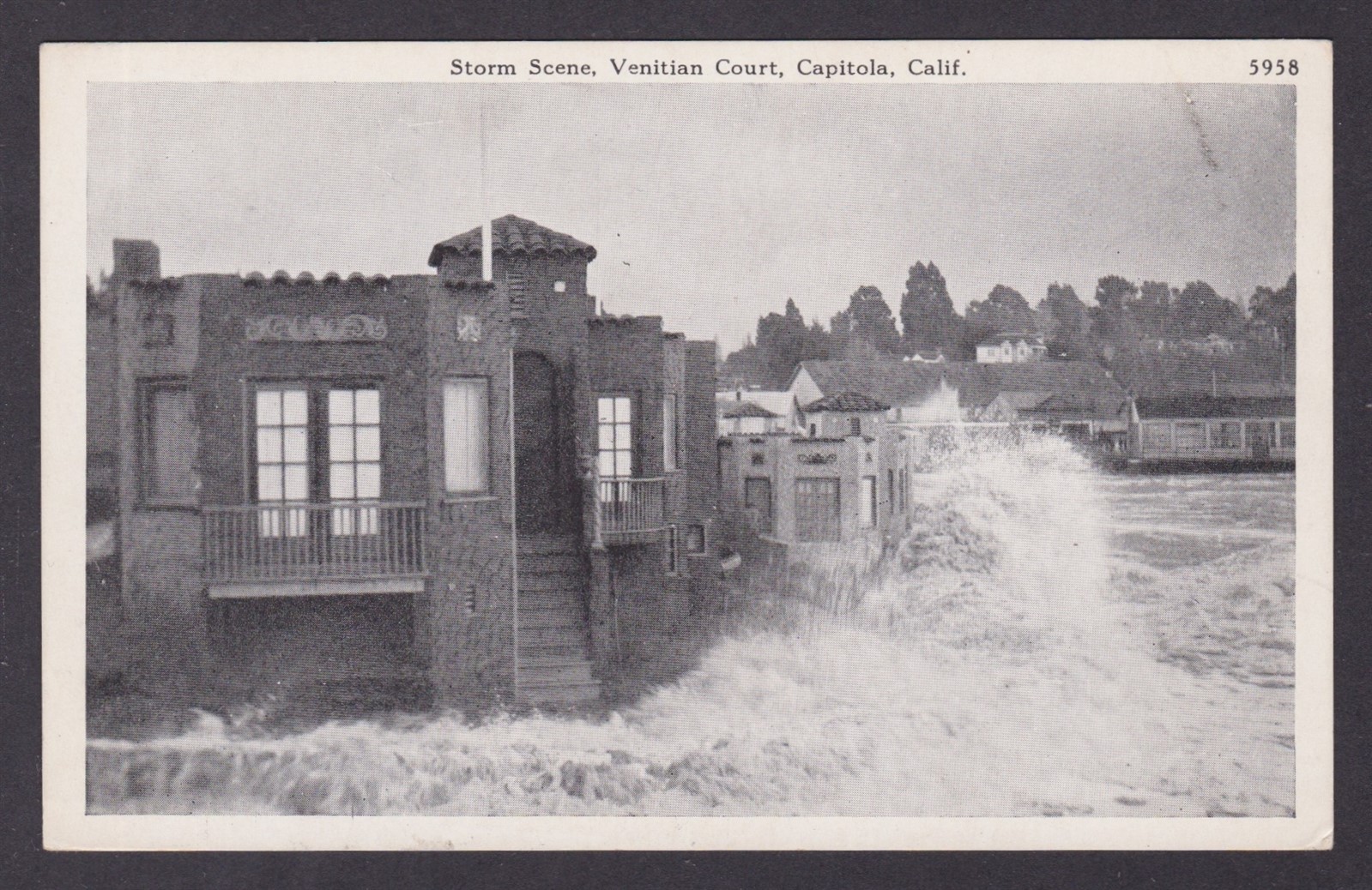 Postcard, United States, Storm Scene CA, Venitian Court