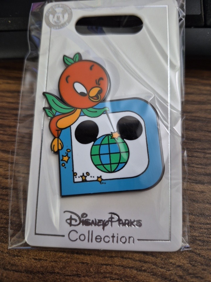 2021 Disney D23 exclusive Orange Bird pin