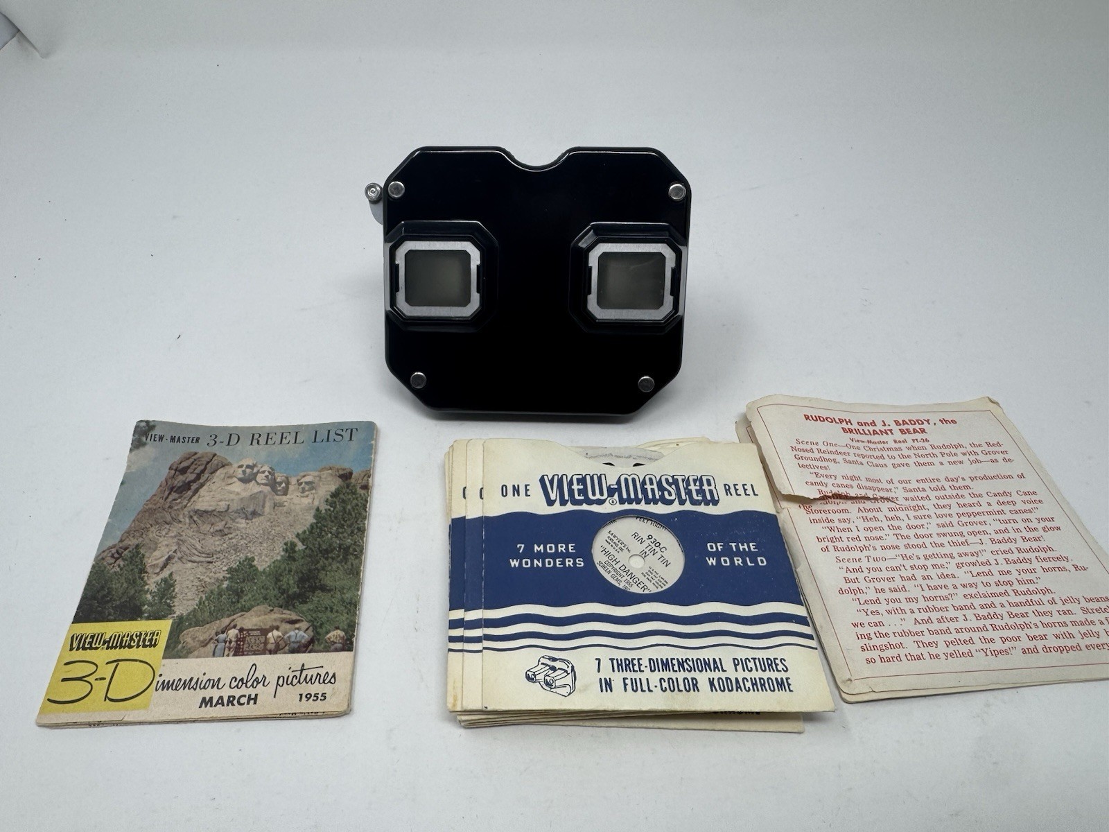 Vintage Sawyers View-Master Viewer Lot Reels 1955 Catalog Dale Evans Rin Tin