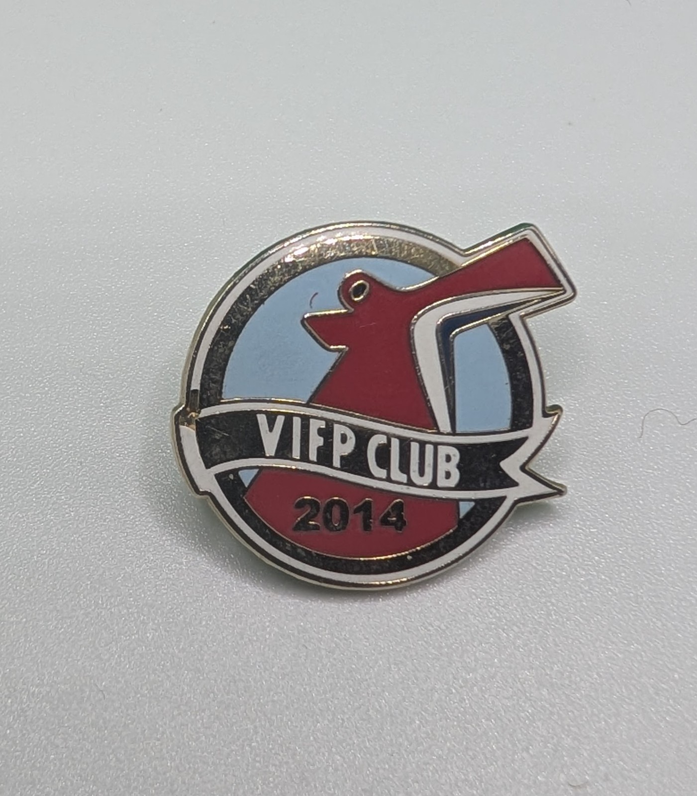 Carnival Cruise Line VIFP Club 2014 Member Ship Tail Logo Lapel Pin