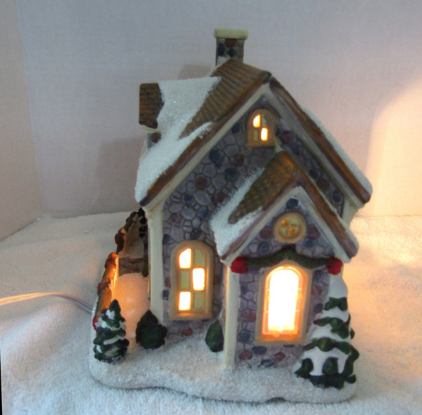 Vintage Holiday Inspirations Susan Winget Lighted Ceramic Christmas \