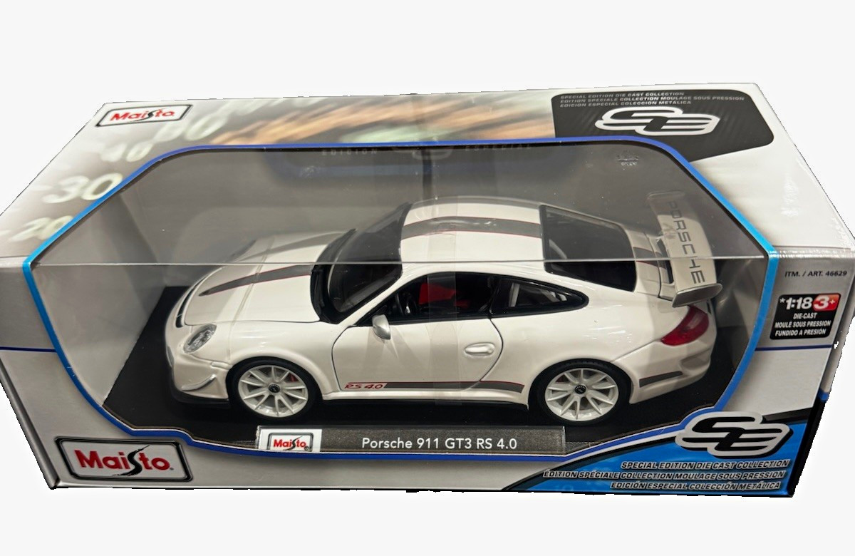 Maisto Porsche 911 GT3 RS 4.0 Special Edition 1:18 Diecast Model Car