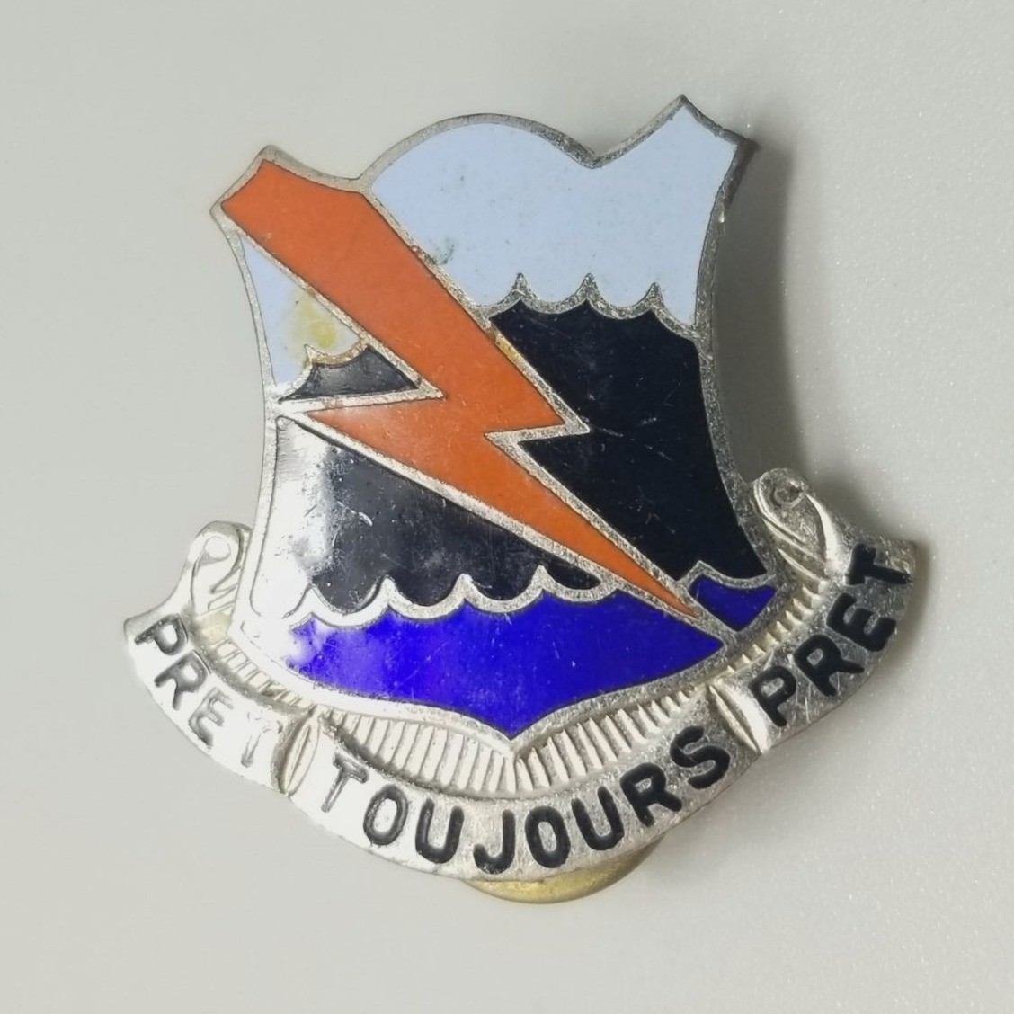 Vintage US Army Pin 304th Signal Battalion Enamel Brooch Pret Toujours Pret