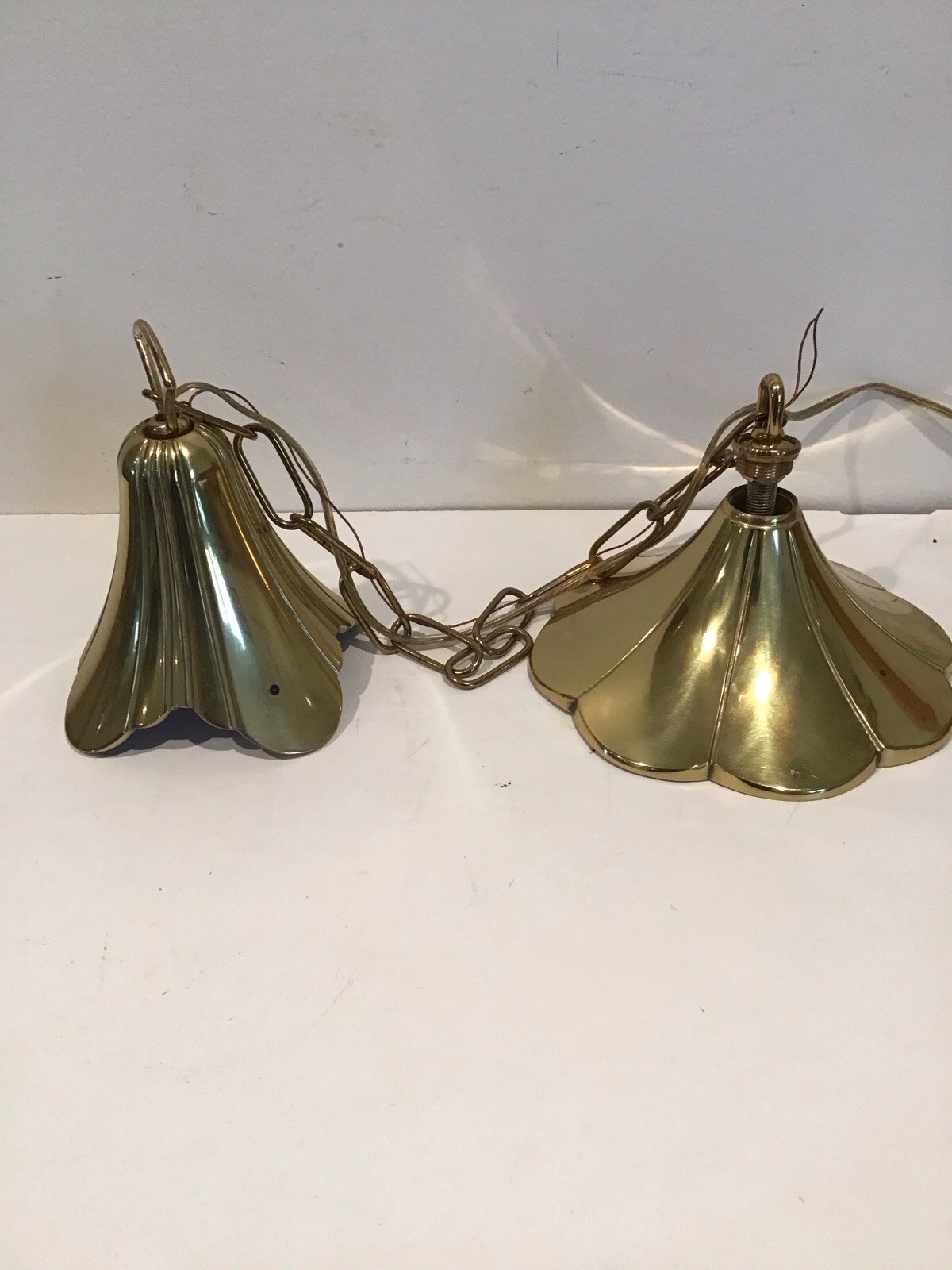 VTG Stiffel Luminaire Hanging Brass Flower Pedal Ceiling Light Heavy Chandelier