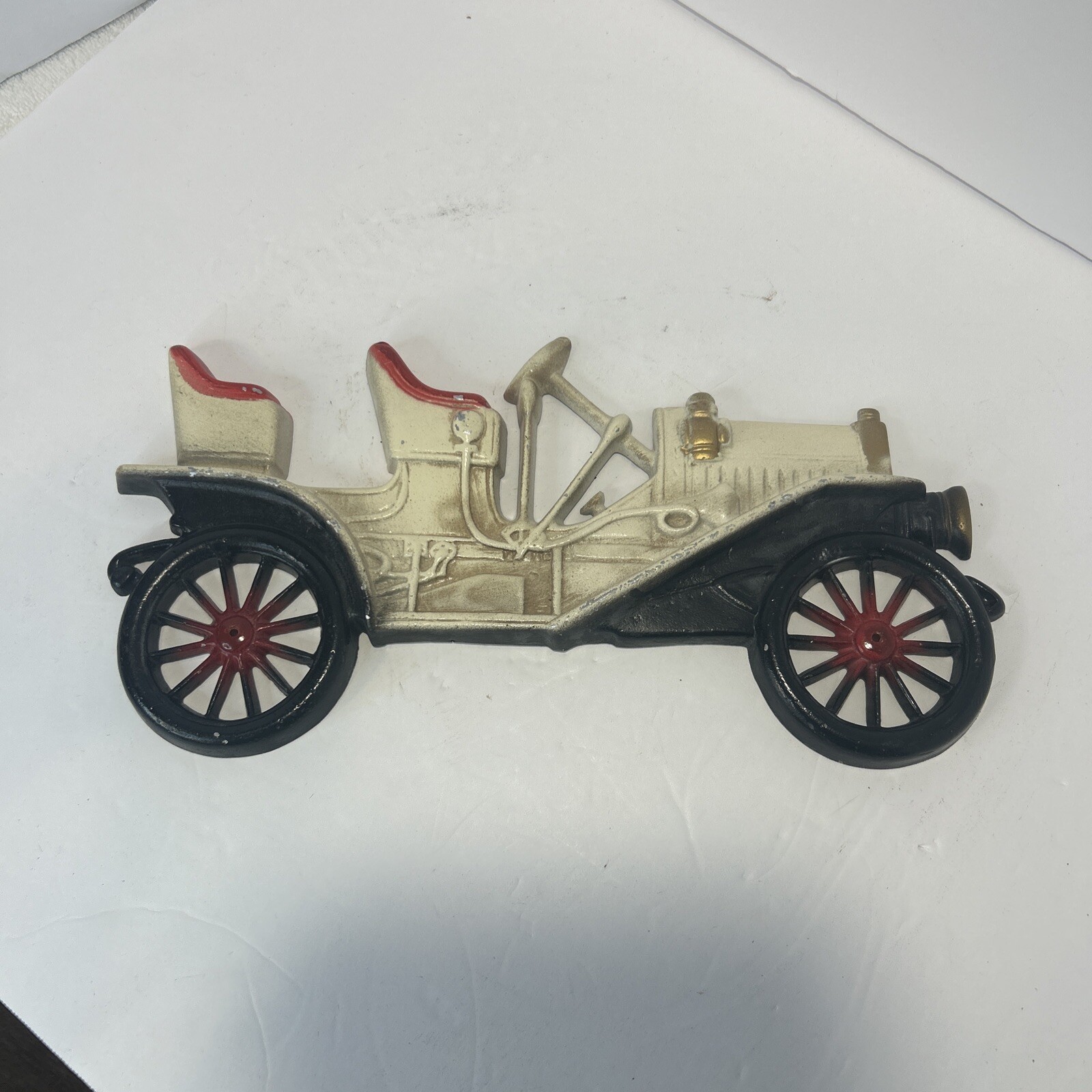 VINTAGE White 1910 BUICK Cast Aluminum WALL PLAQUE Midwest Metal Car Decoration