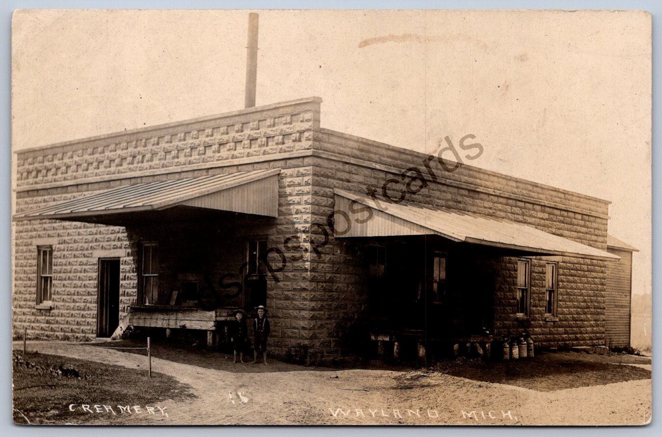 K51/ Wayland Michigan RPPC Postcard c1910 Creamery Men Occupational 98 K51/ Wayland Michigan RPPC Postcard c1910 Creamery Men Occupational 98