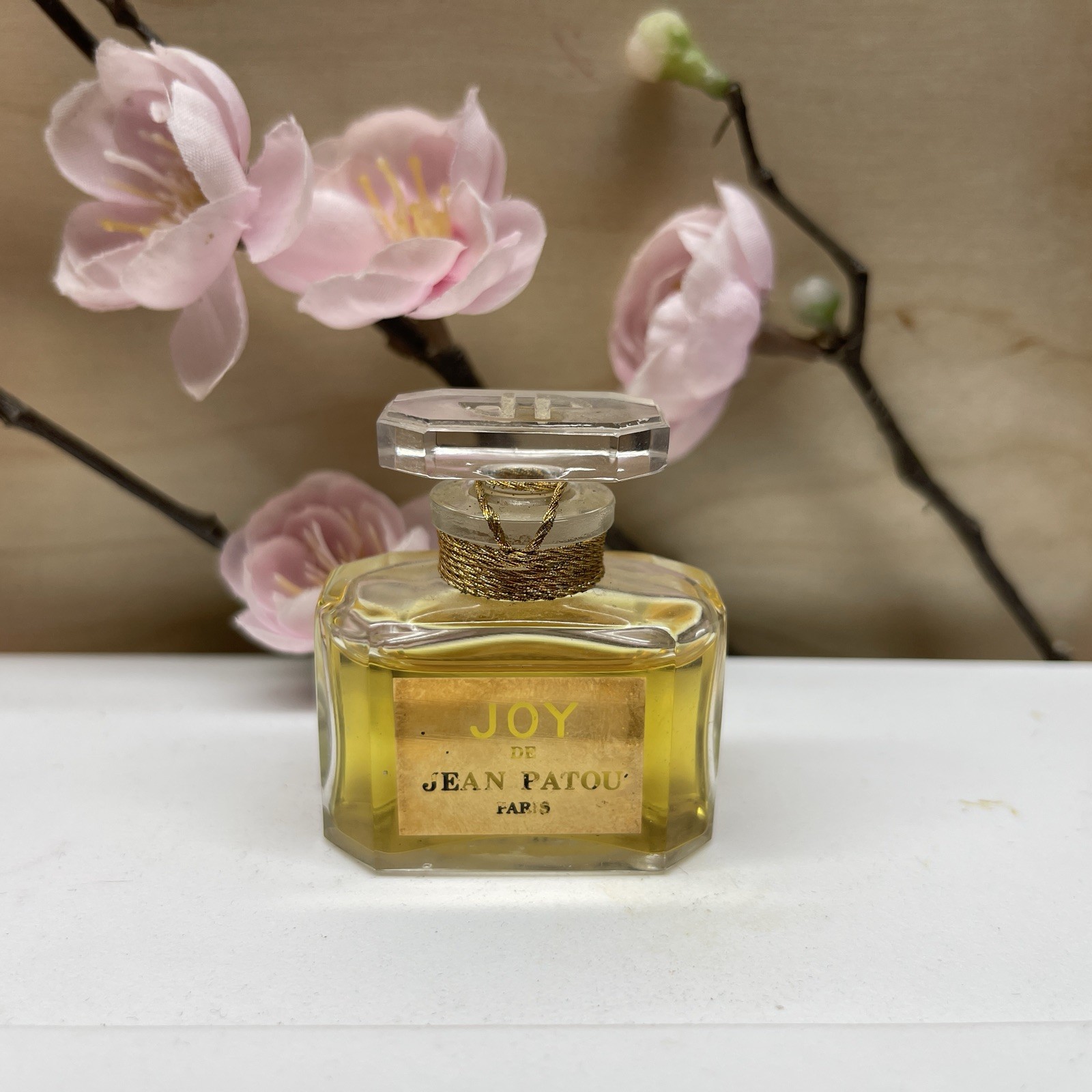 JEAN PATOU JOY DE JEAN PATOU PARFUM FACTICE DISPLAY-BOTTLE, SEALED JEAN PATOU JOY DE JEAN PATOU PARFUM FACTICE DISPLAY-BOTTLE, SEALED