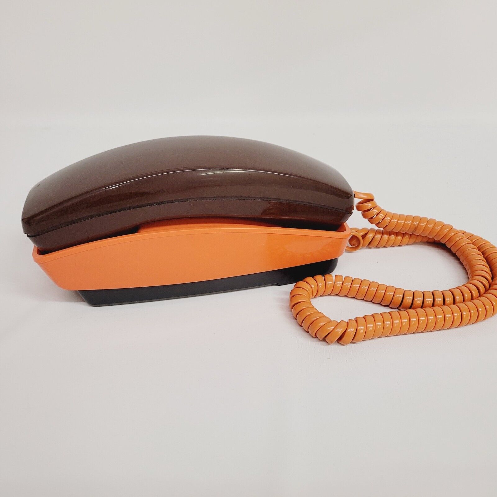 Vintage GTE Model 980 Push Button Telephone Orange Base Brown Handset WORKS
