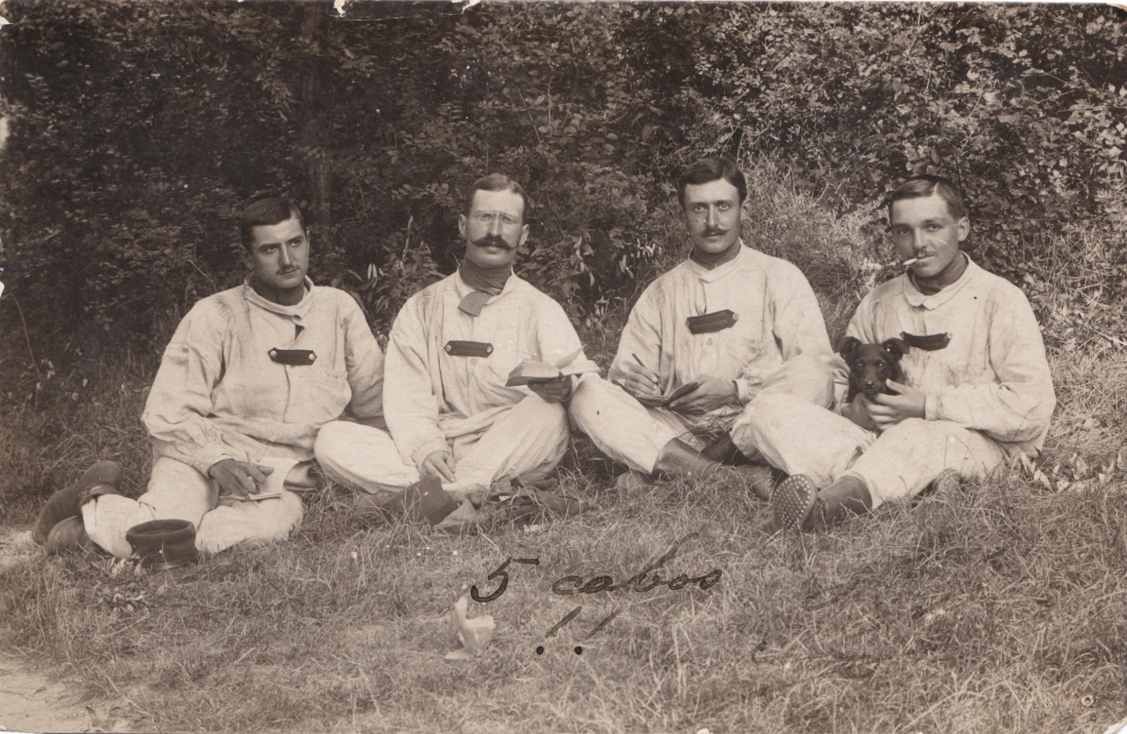 Vintage RPPC - Handsome French soldiers with mutt (\