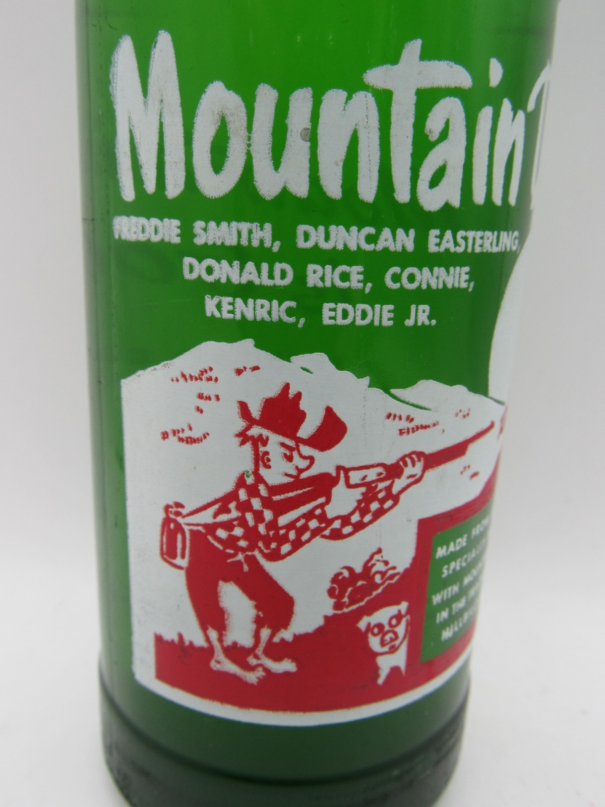 MOUNTAIN DEW Bottle - 