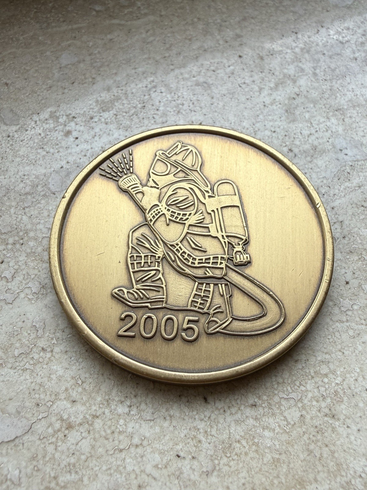 2005 Wisconsin State Firefighters Memorial Challenge Coin Bronze Tone Fireman
