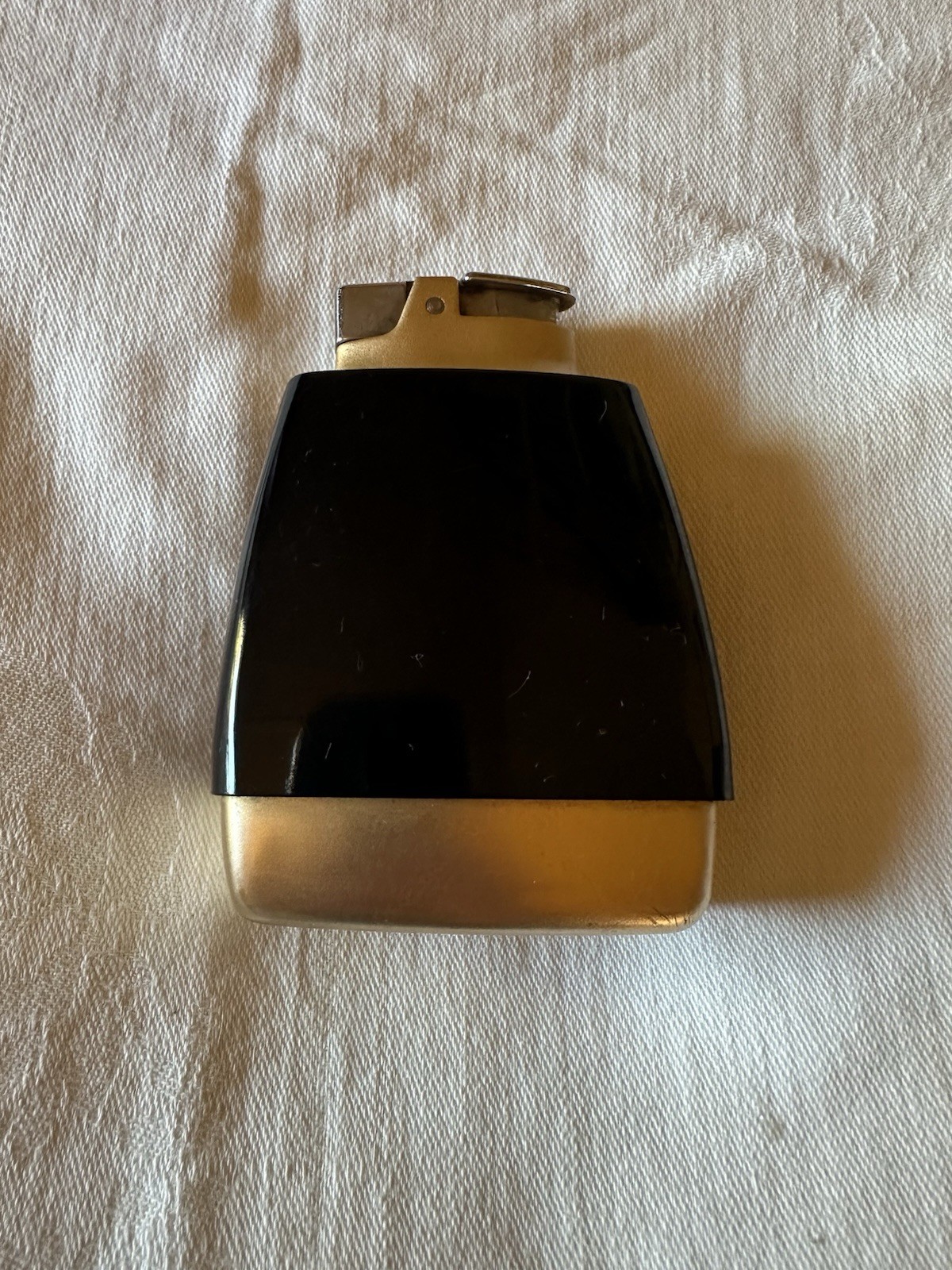 Vintage Ronson Pioneer Cigarette Lighter Black & Gold