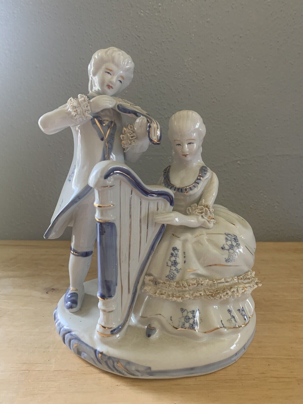 Vintage Porcelain Colonial Couple Blue White With Musical Instruments