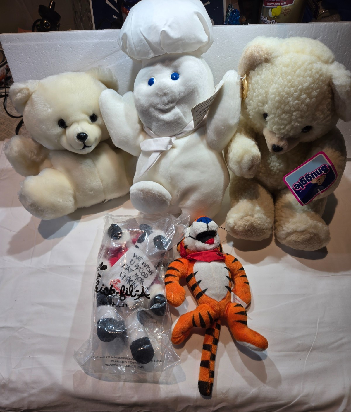 4 Vtg Snuggle Bear, Qtip Bear, Chic Fila cow, Tony Tiger & Pillsbury Doughboy