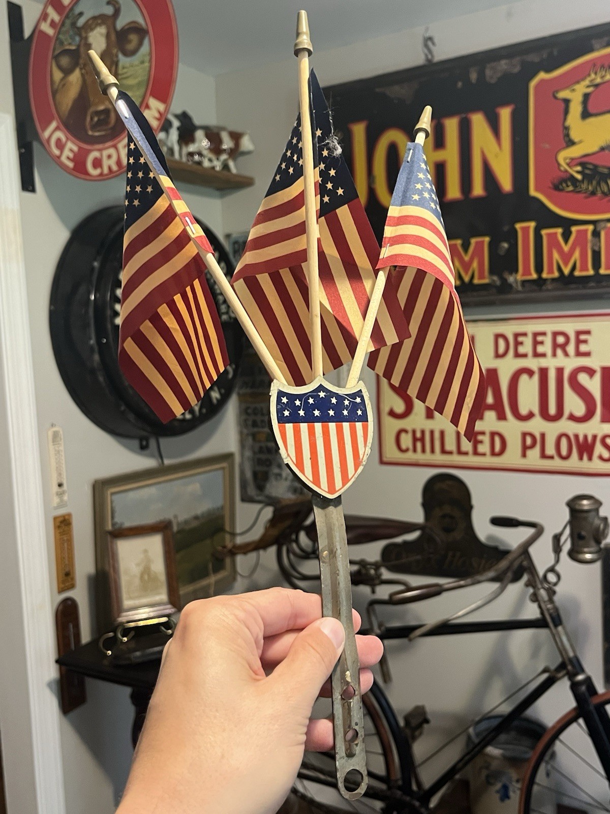 Vtg American Flag Shield License Plate Topper Flag Holder Bicycle Or Automotive