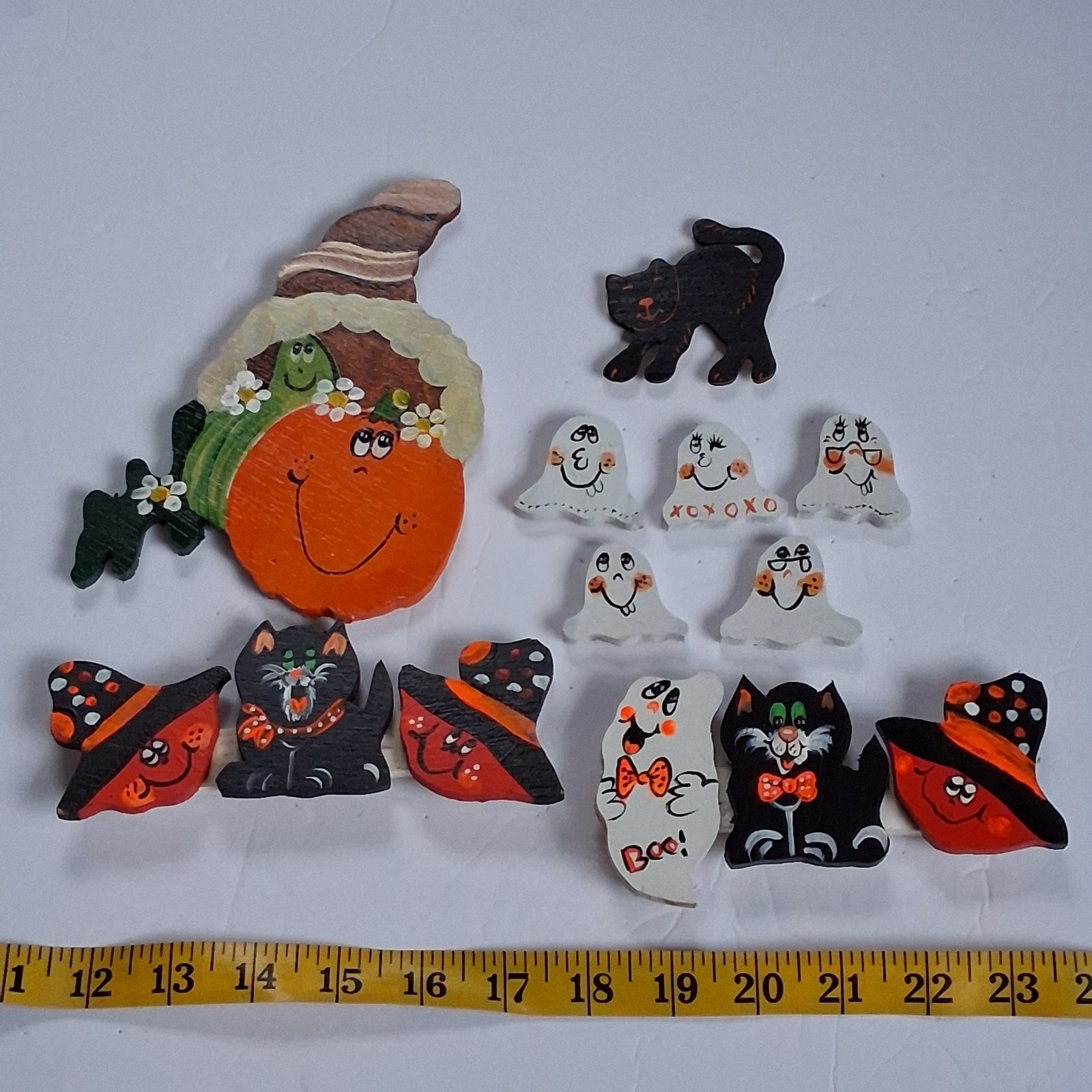9 Vintage Halloween Wood Magnets Hand Painted Ghost Witch Cat Pumpkin Folk Art