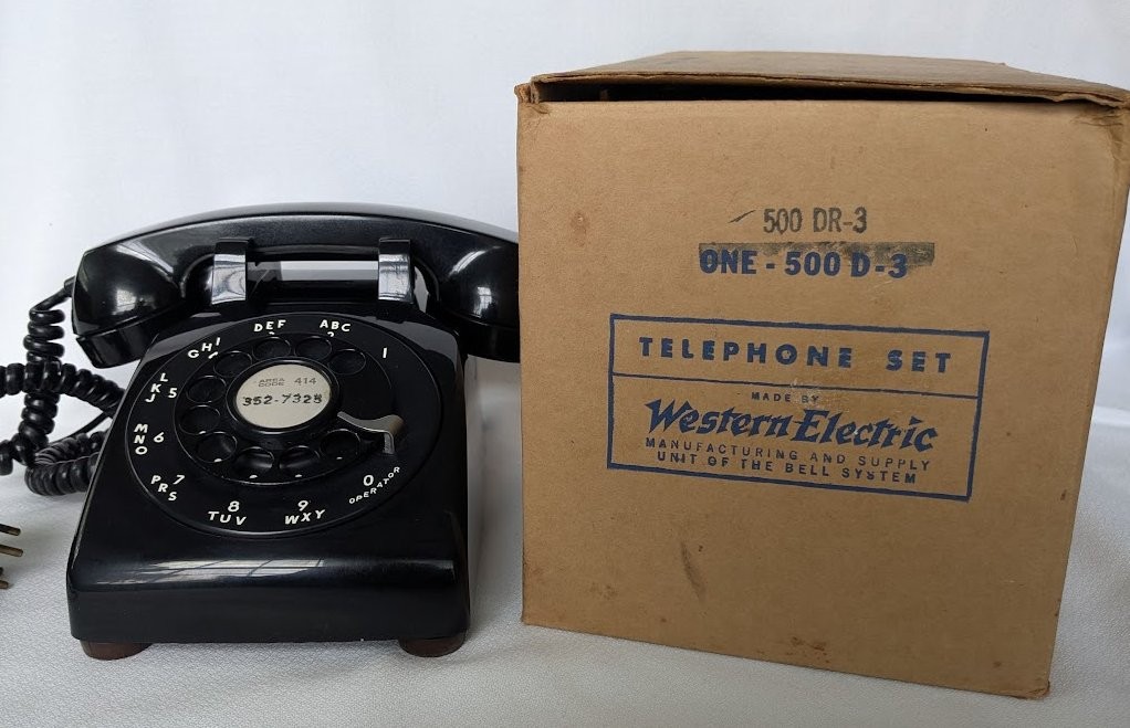 1963 Western Electric 500 Rotary Desk Phone w/ Box and Ringer Instructions