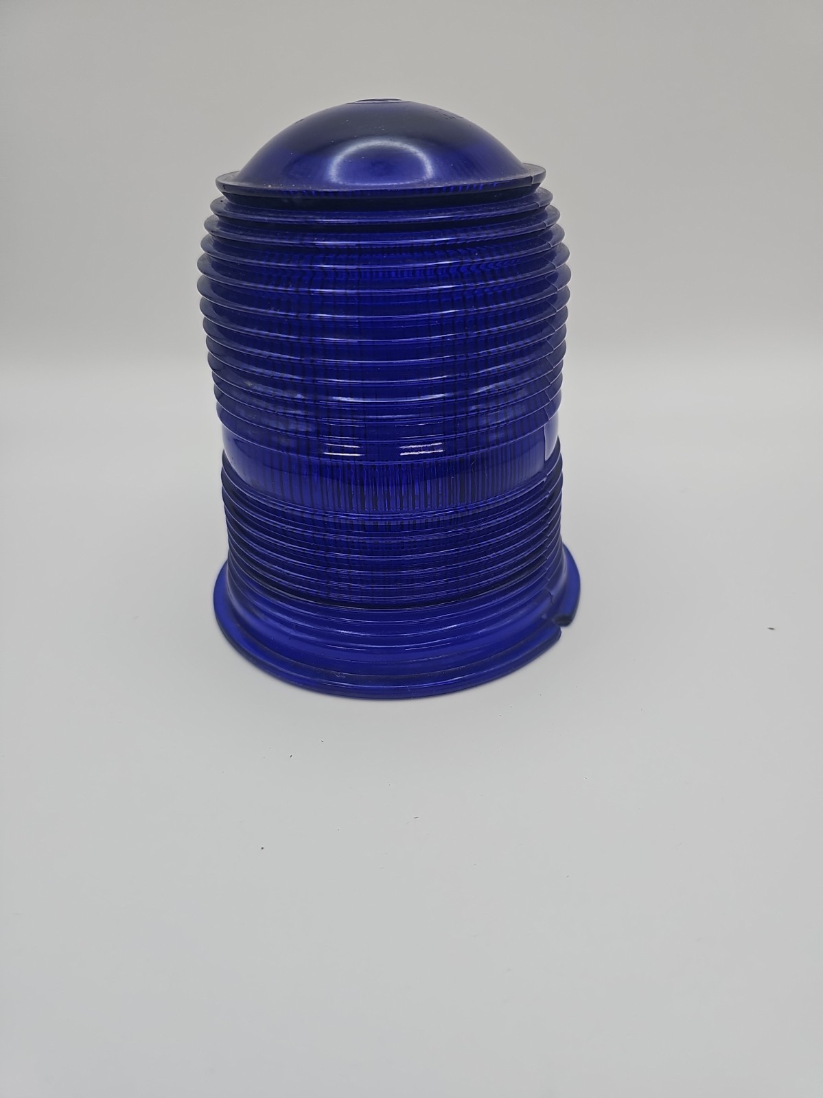 VINTAGE BLUE TAXIWAY FRESNEL LIGHT GLASS GLOBE / LENS AIRPORT.