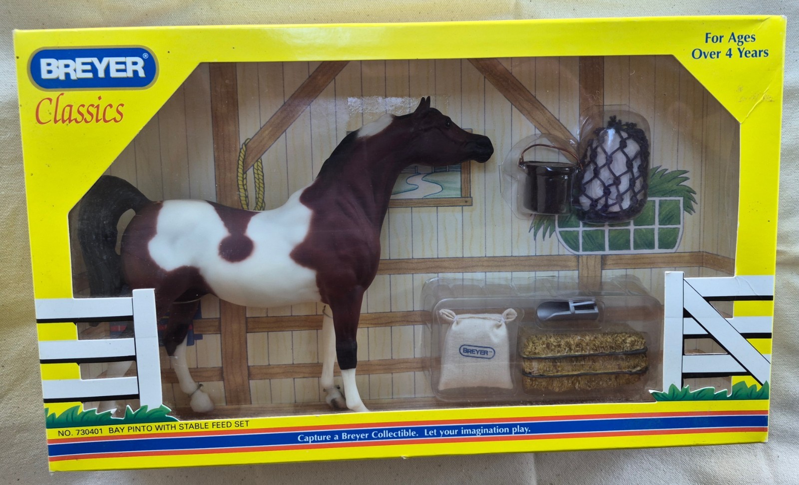 Breyer Classics 730401 Bay Pinto Horse with Stable Feed Set – Collectible Model Breyer Classics 730401 Bay Pinto Horse with Stable Feed Set – Collectible Model