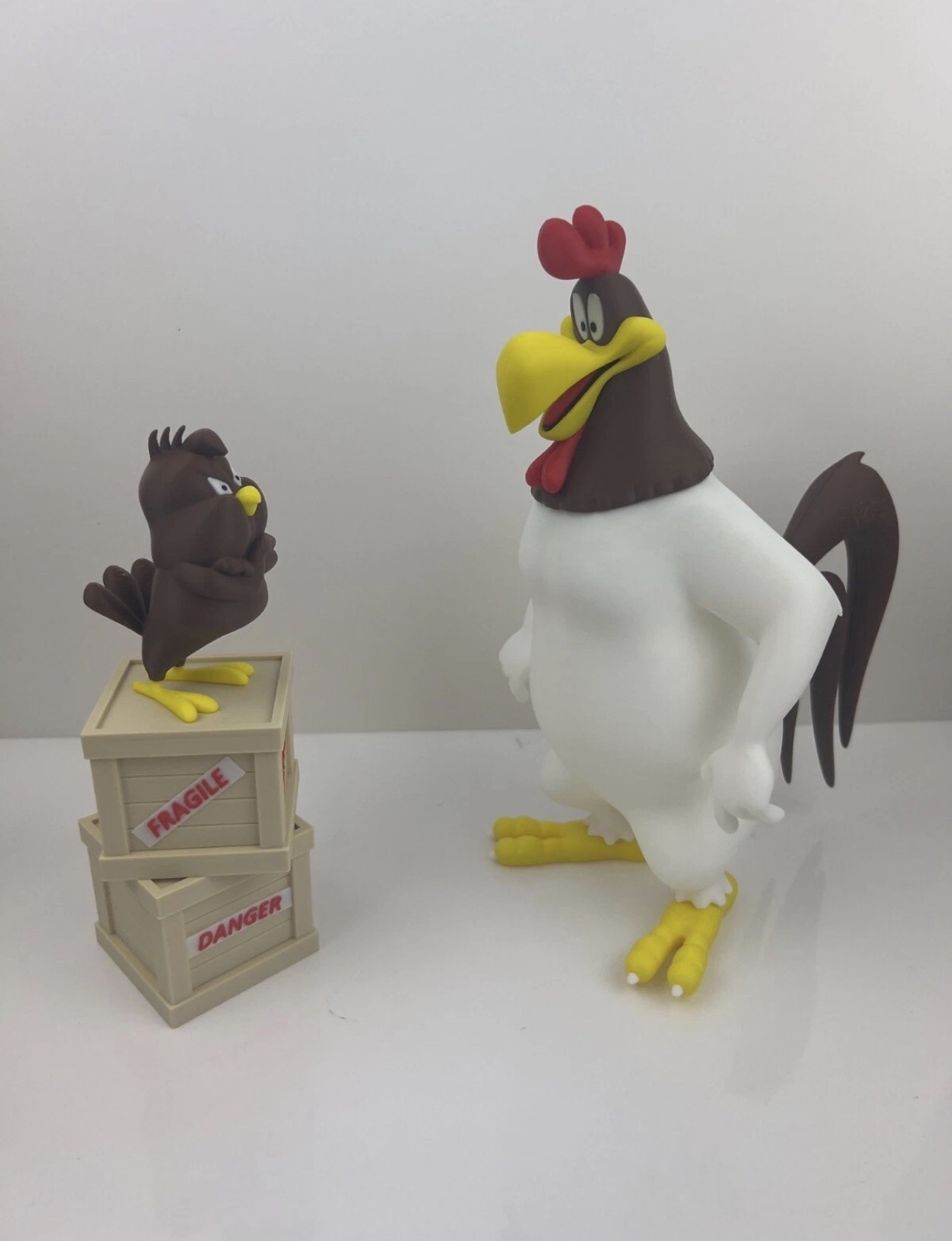 11” Looney Tunes Henery Hawk & Foghorn Leghorn Vinyl Figure Set , Collectible